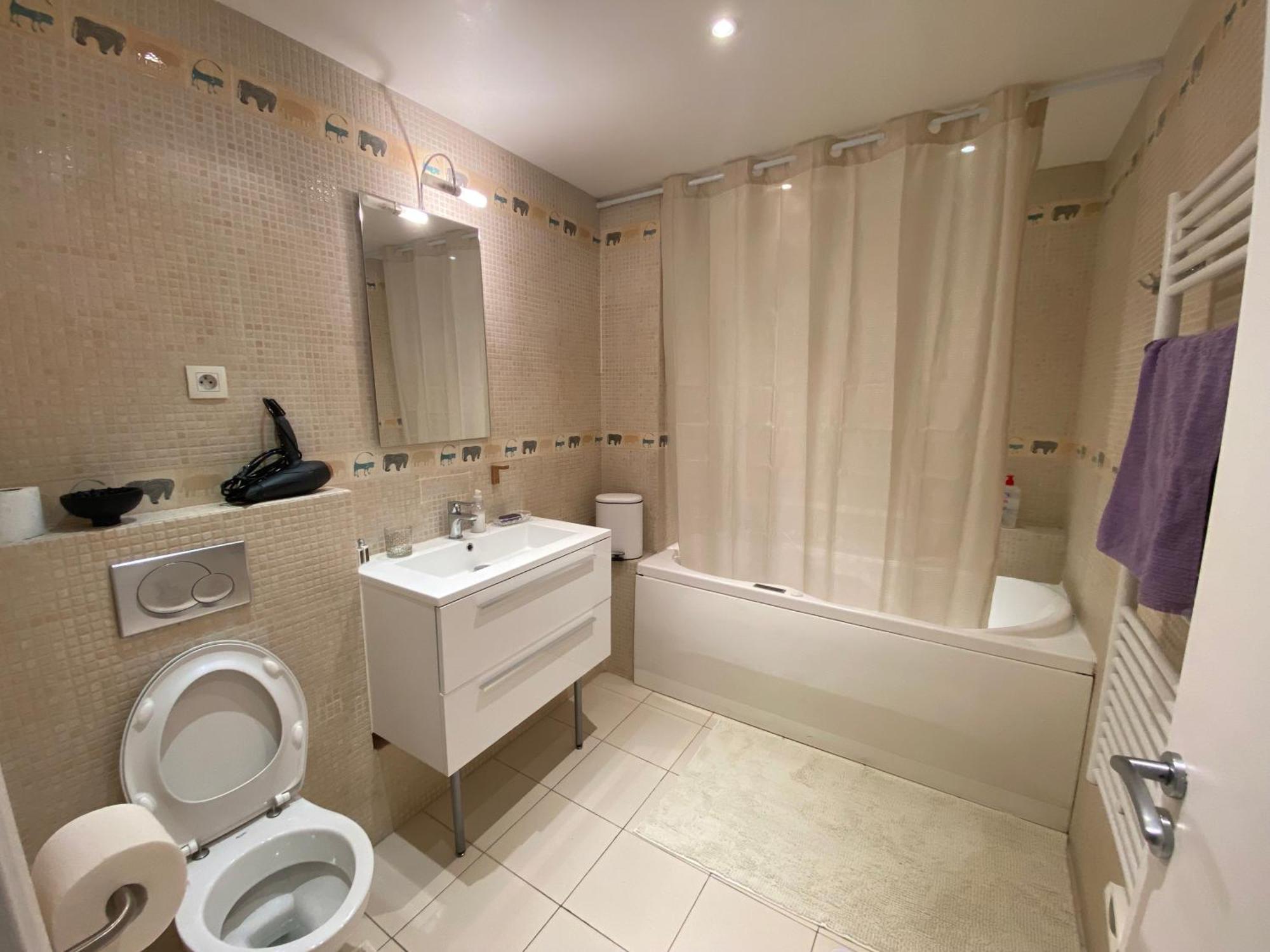 Apartment Grand Luxueux, Calme Et Sur
