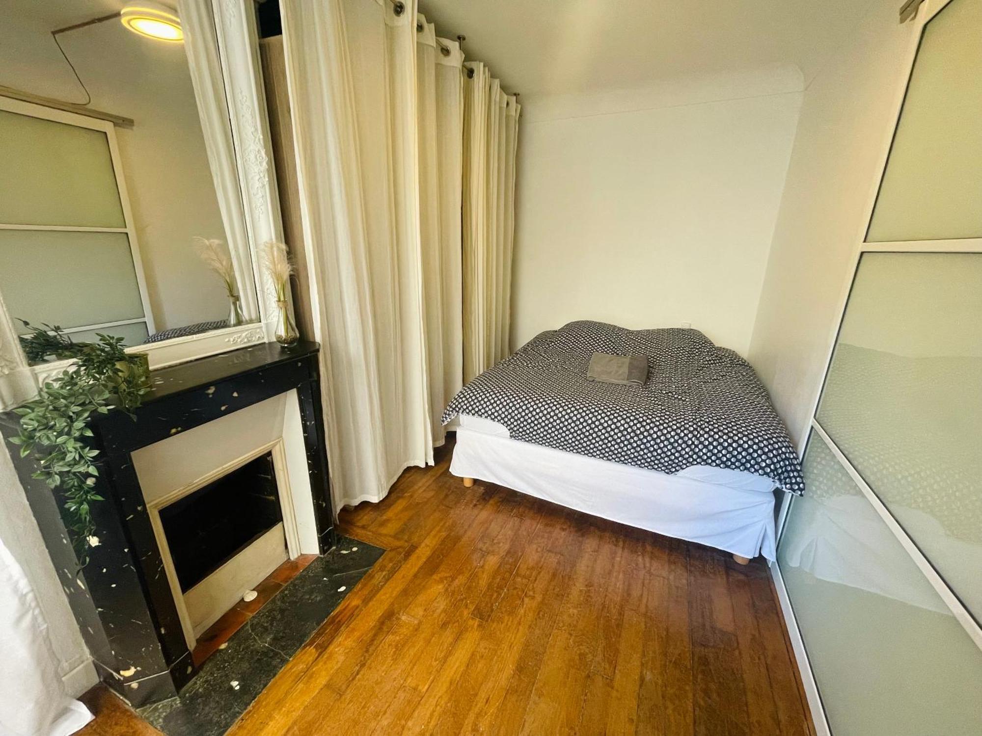 Tour Eiffel Vaugirard Apartment Paris