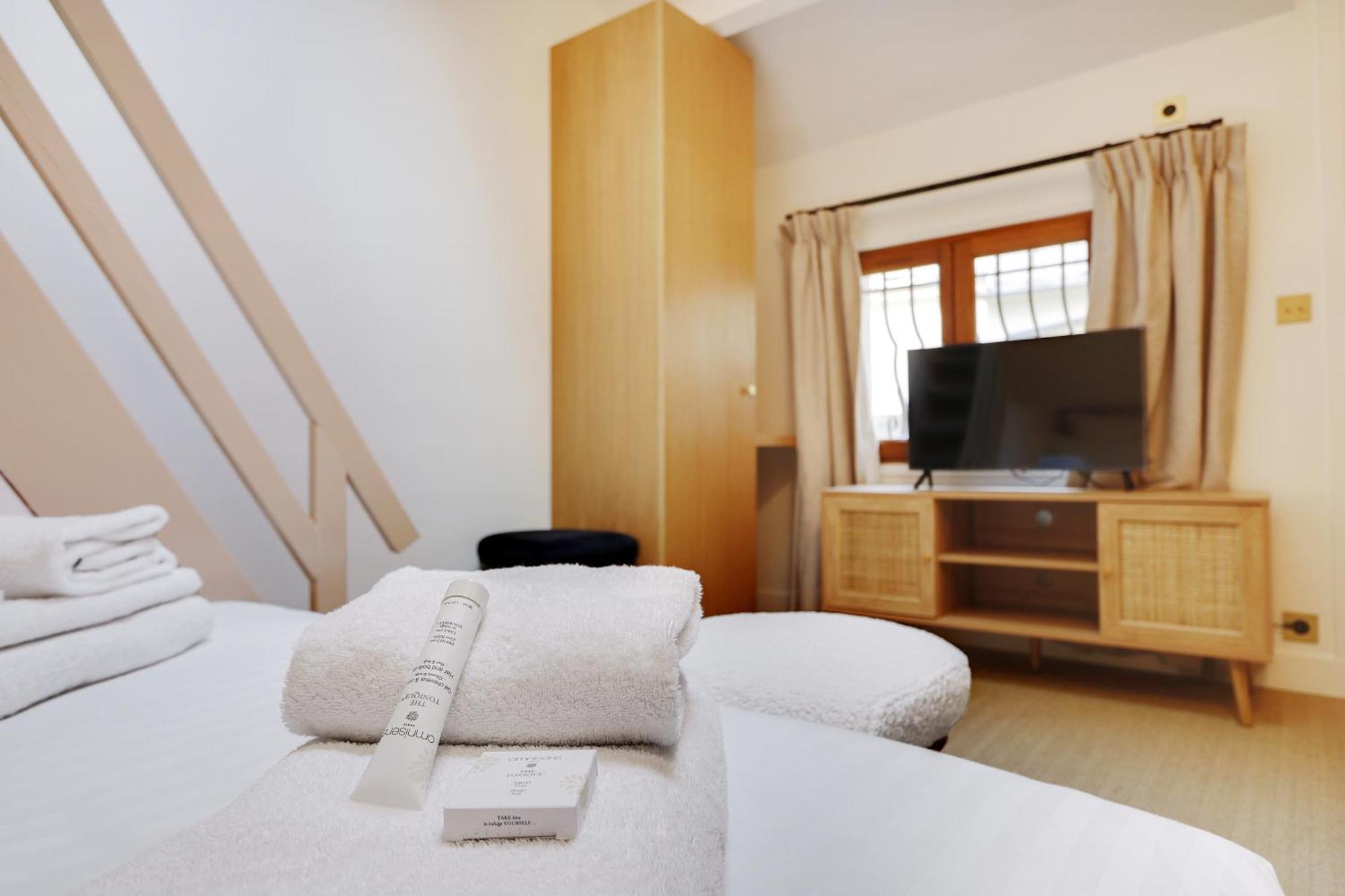 Pick A Flat's In Louvre - Rue Saint Honore Apartment *