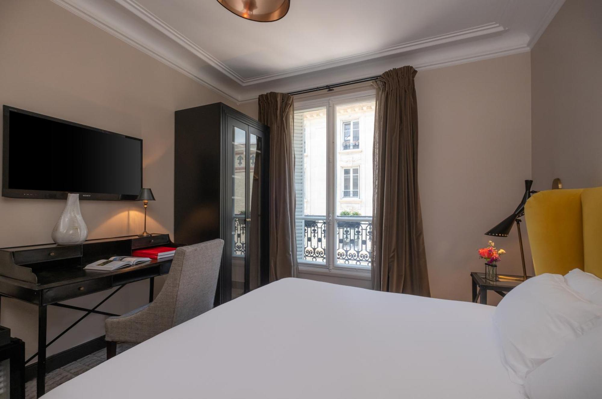 Le Singulier Paris