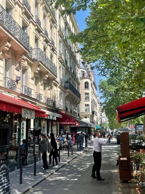 Gustave - Charming Eiffel Tower - Apartment Paris