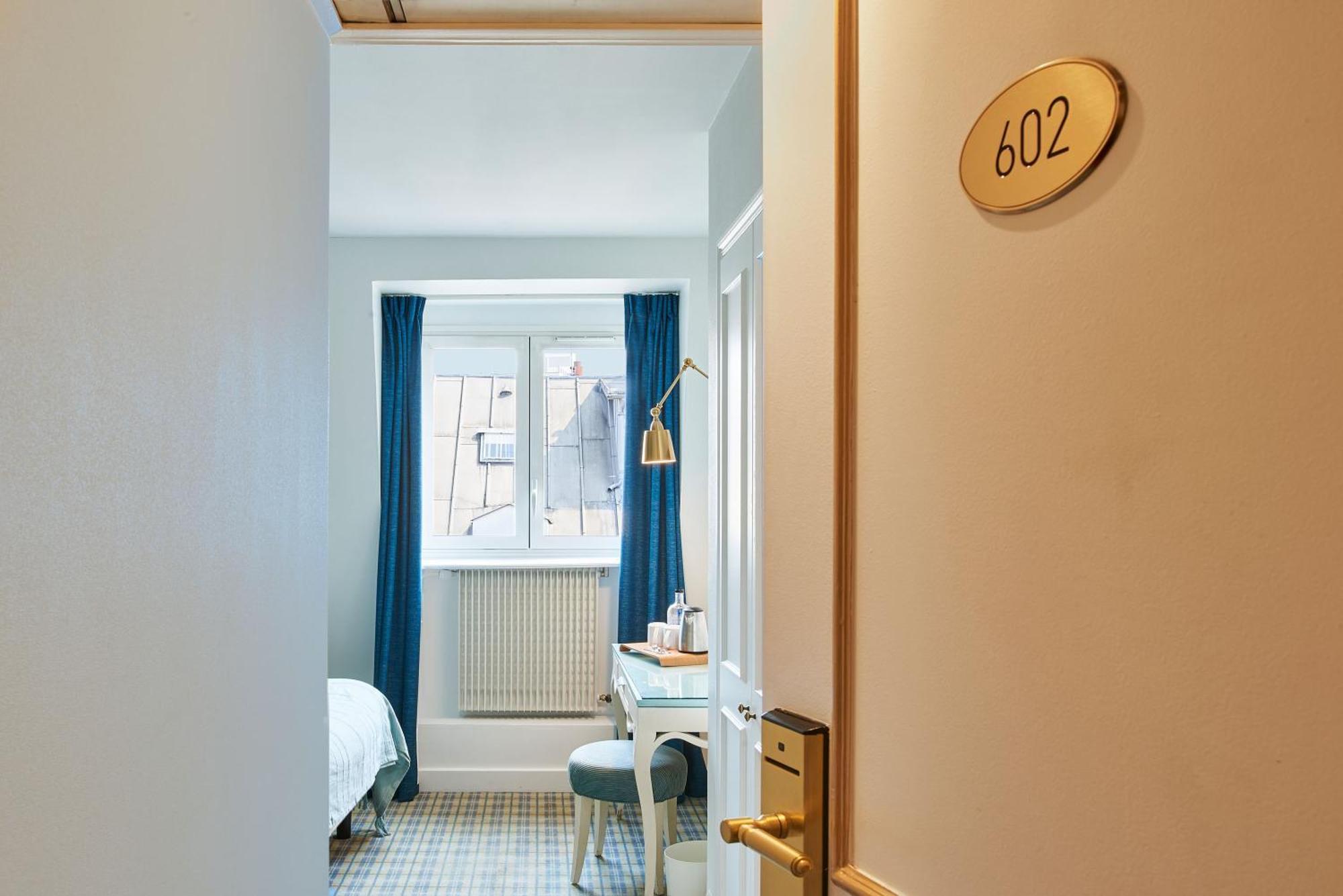 Etoile Saint Ferdinand By Happyculture Paris