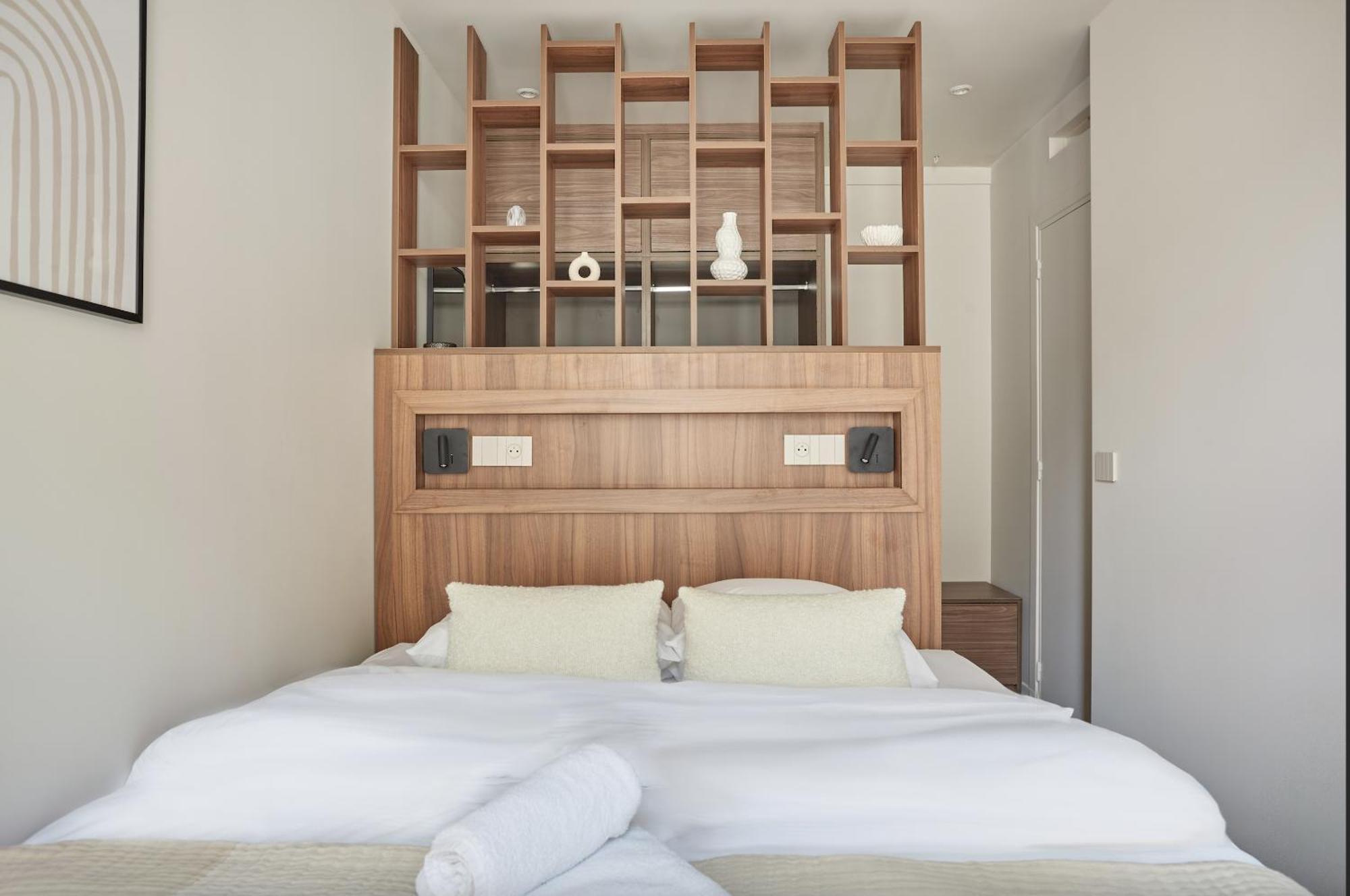 Apartment Centre De By Prestige *