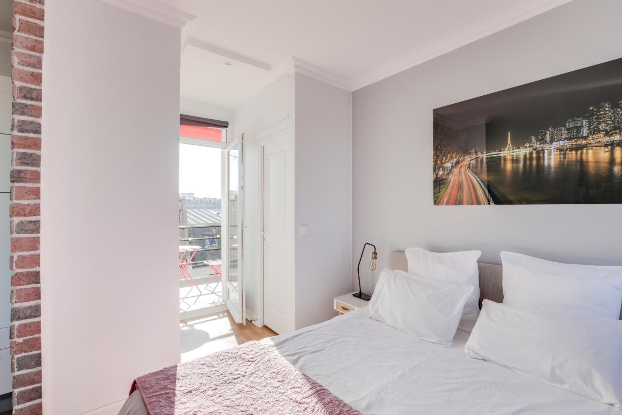 Eiffel Tower View + Terrace Saint Germain Des Pres Paris