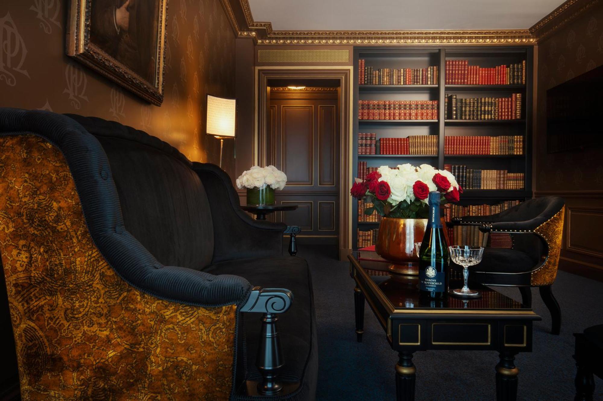 Maison Proust, & La Hotel Paris