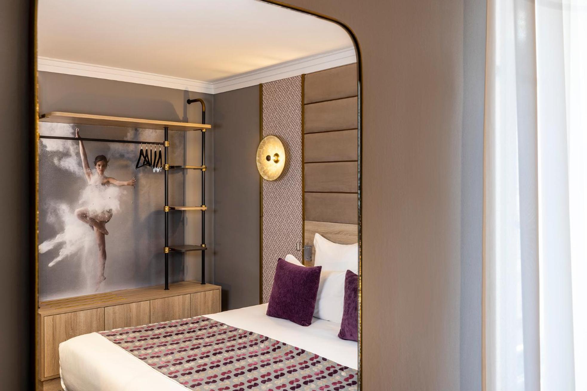 Nude Hotel