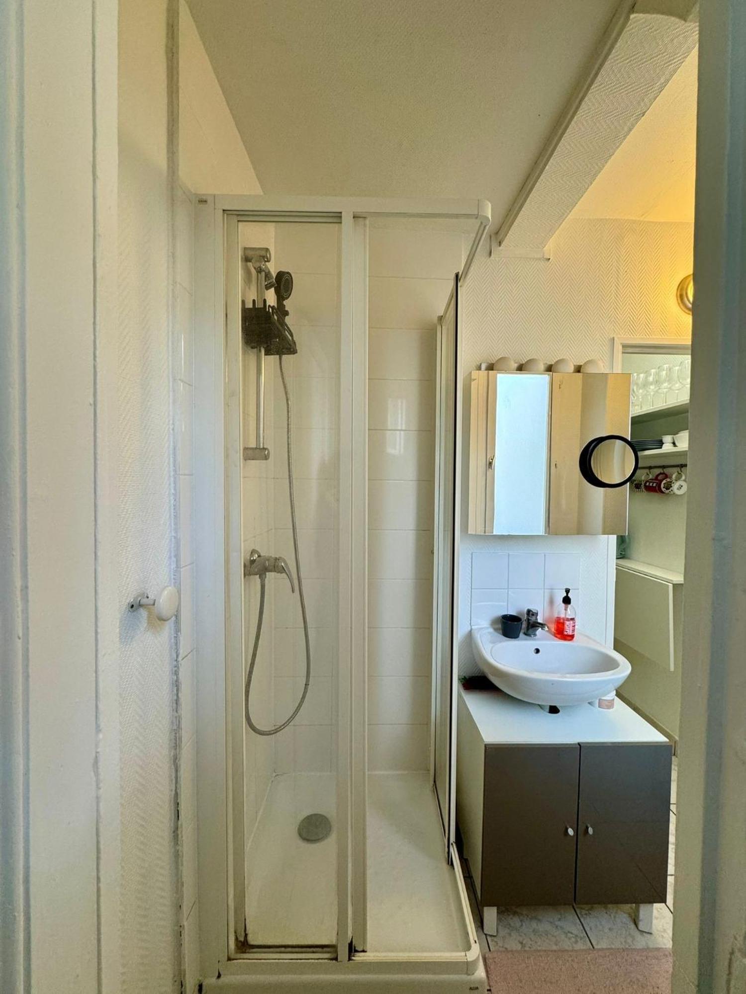 - 50m2 - Tour Eiffel Appartement Paris