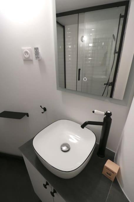 Apartment Cocon Neuf & Cosy - A Deux Pas De Bercy Paris