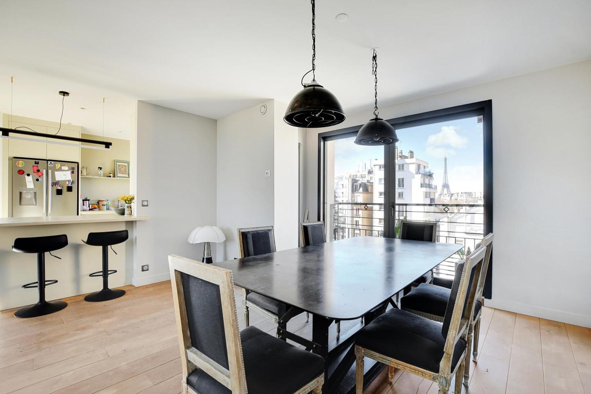 Invalides - Breteuil Apartment