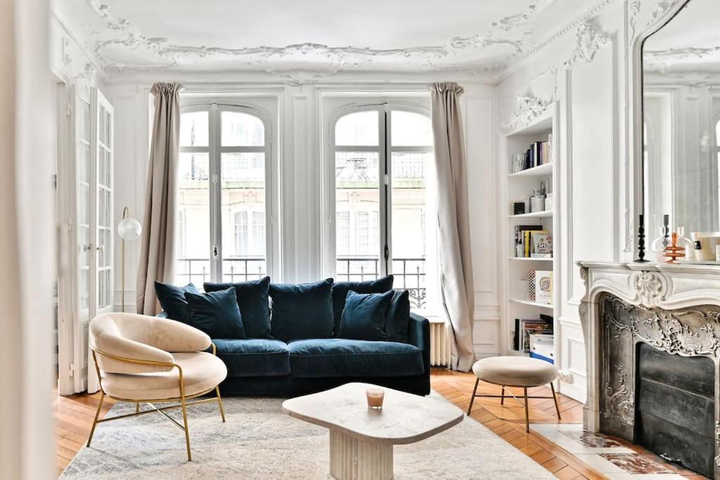 Apartment Haussmannien 17eme Arrondissement Paris