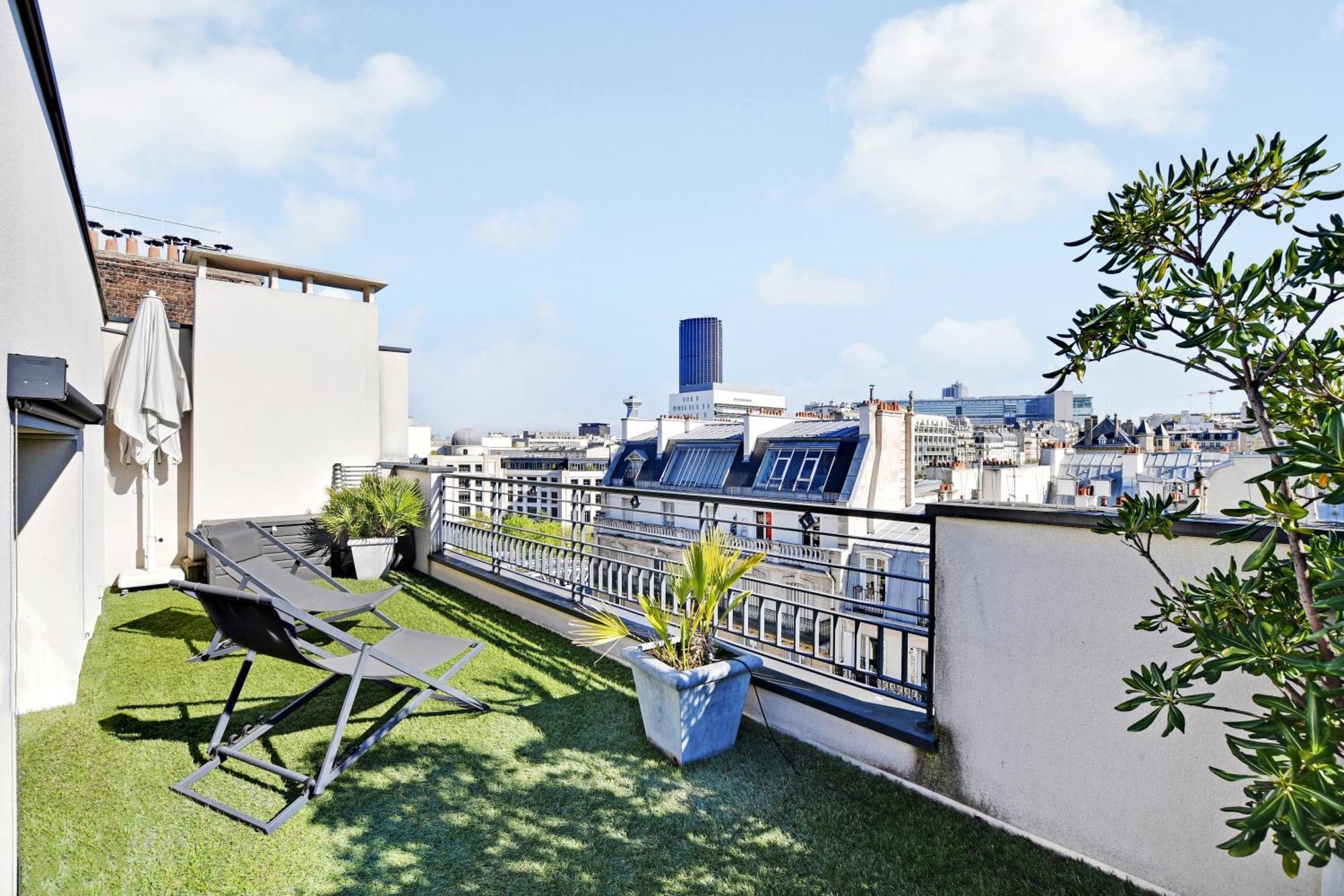 Invalides - Breteuil Apartment *