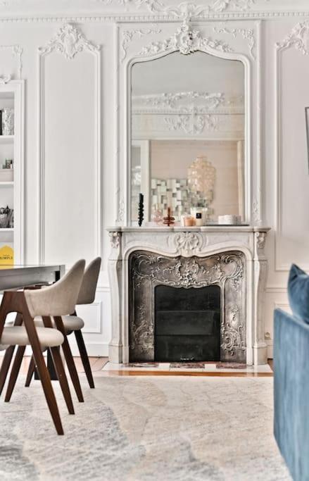 Haussmannien 17eme Arrondissement Apartment Paris