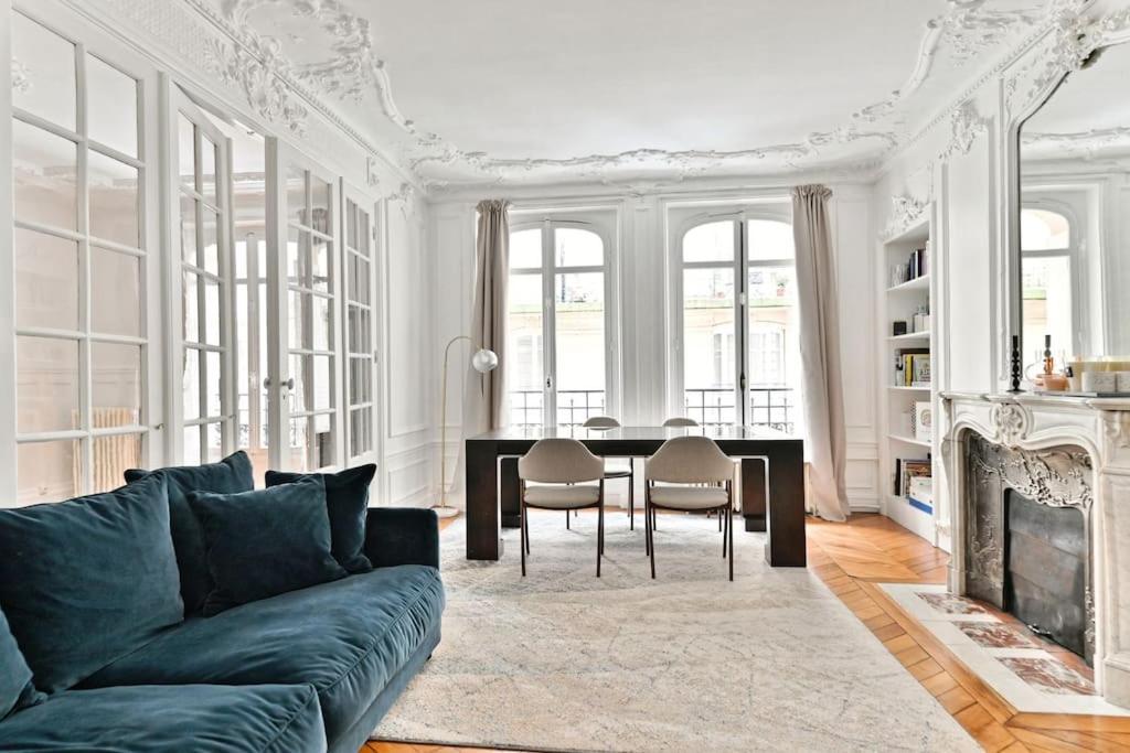 Apartment Haussmannien 17eme Arrondissement Paris