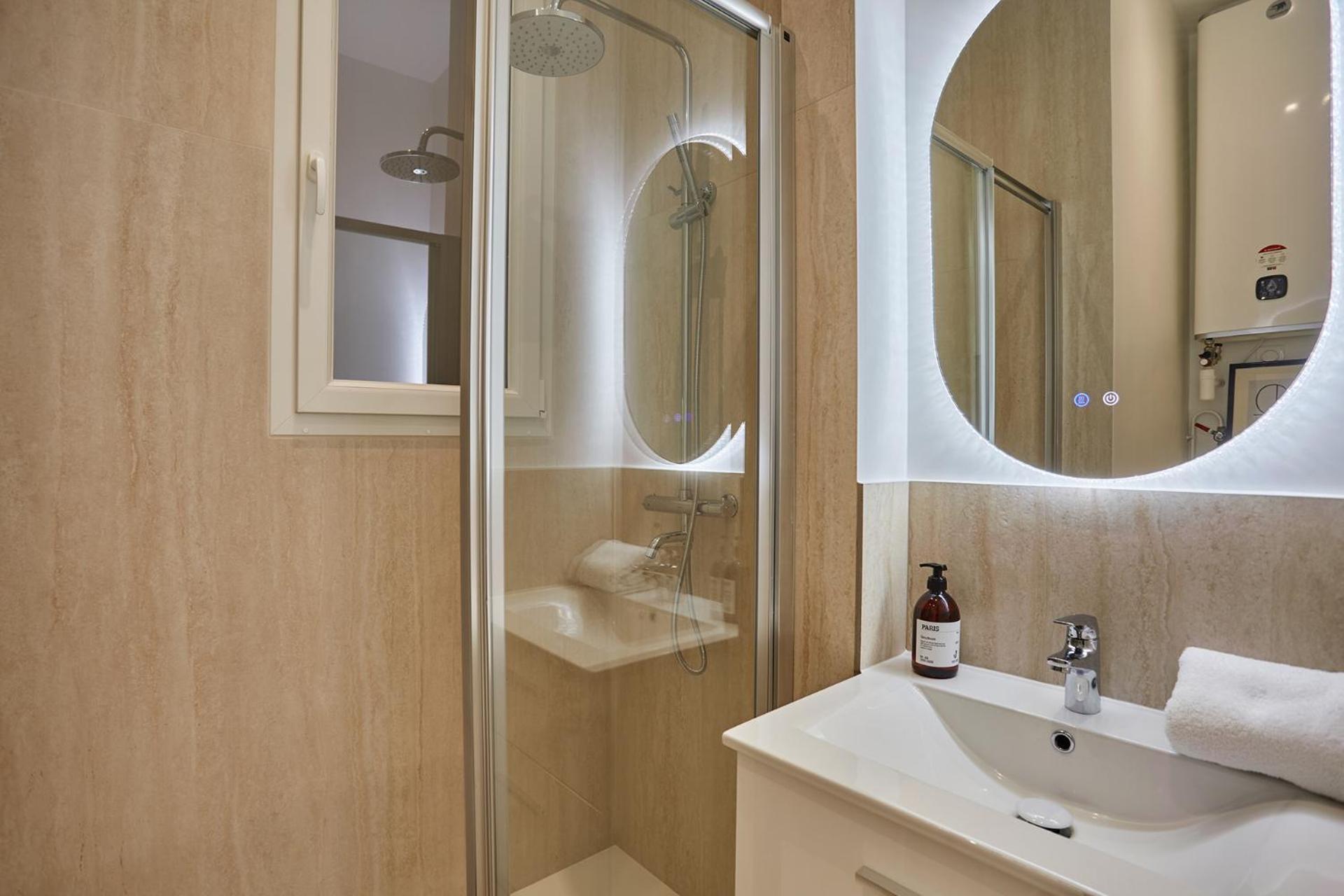 Arc De Triomphe By Prestige Apartment