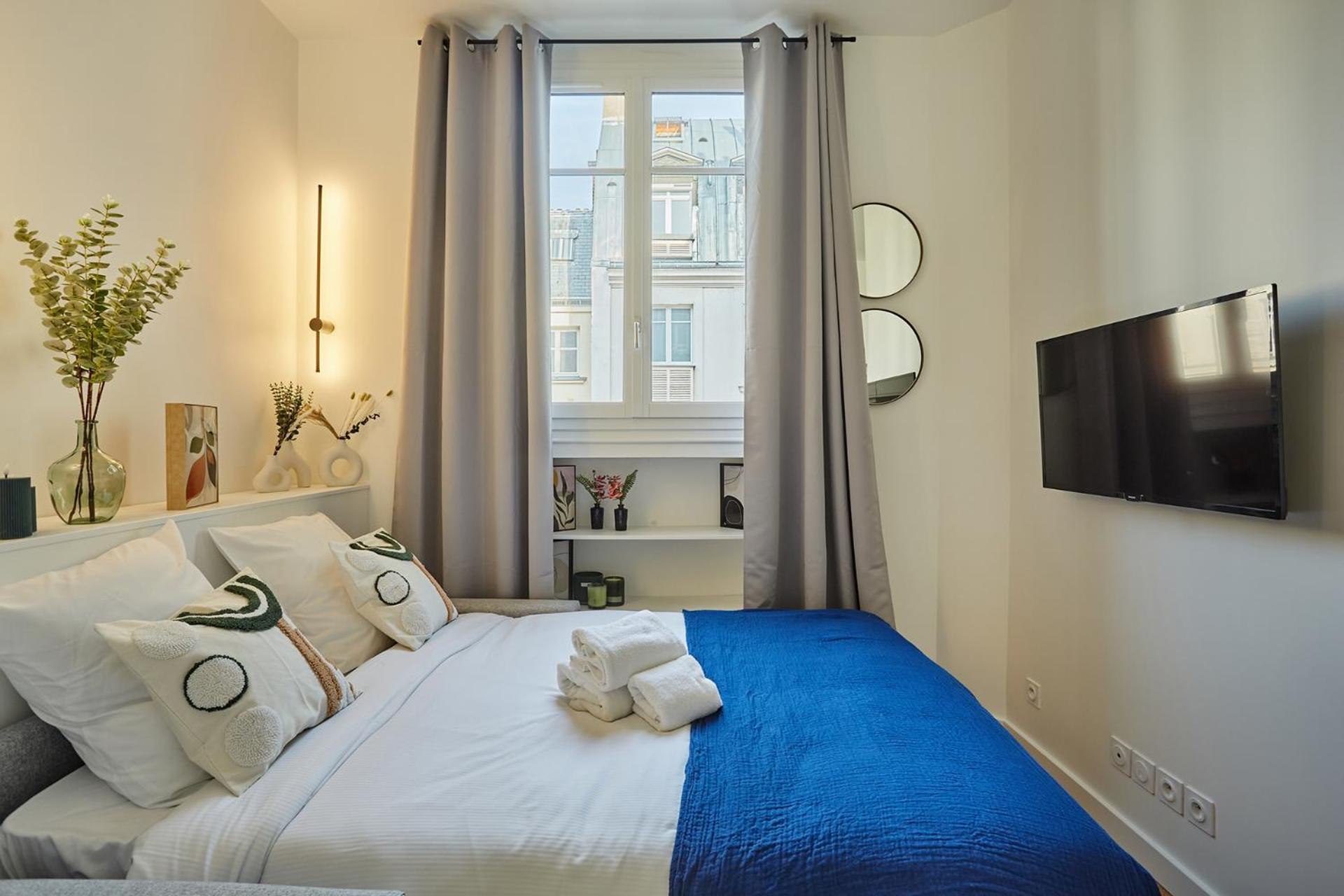 Arc De Triomphe By Prestige