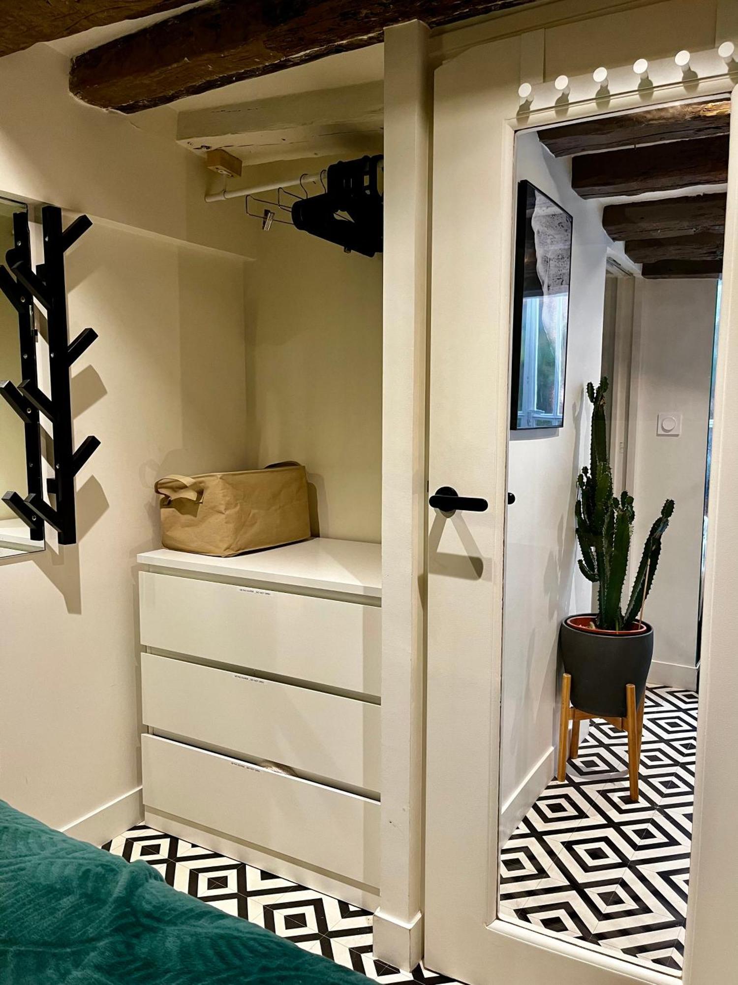 Plein Coeur De : Duplex A Bastille Apartment Paris