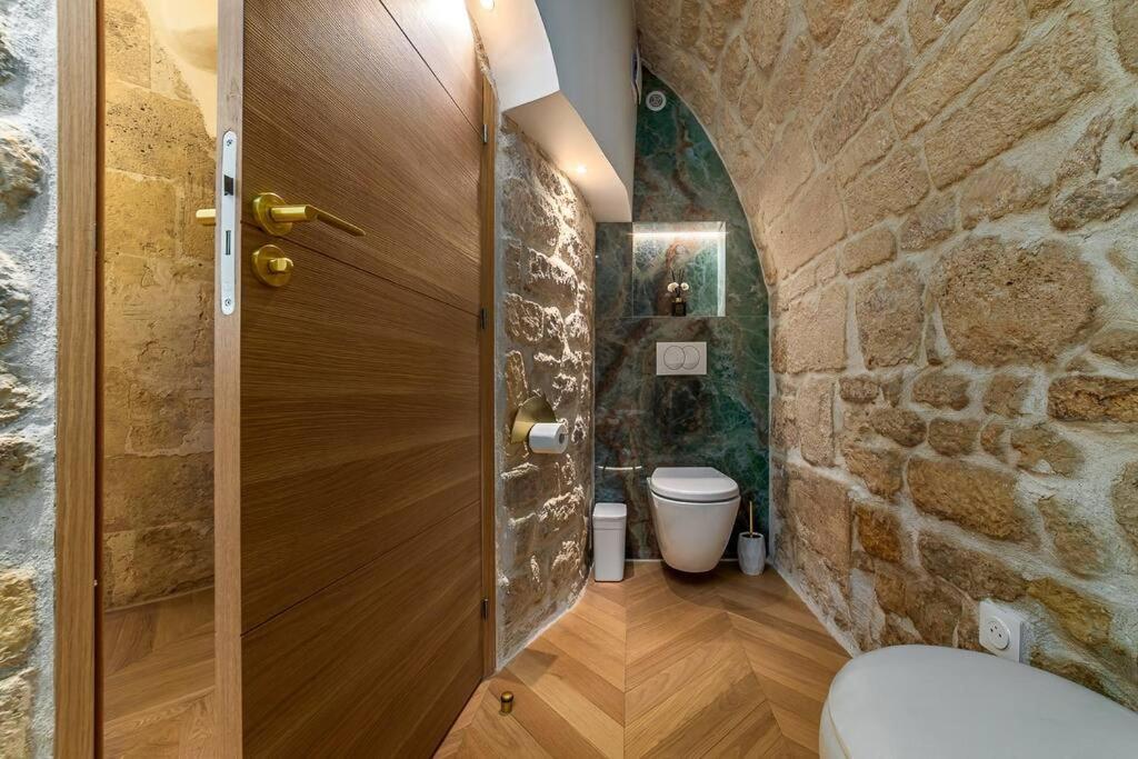 B Luxe Triplex, Cinema Near Place Des Vosges Ac Apartment Paris