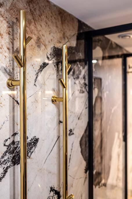 Apartment B Luxe Triplex, Cinema Near Place Des Vosges Ac *