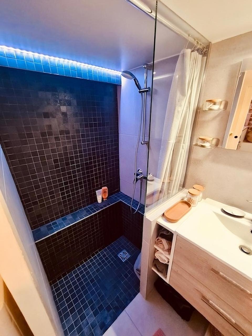 Plein Coeur De : Duplex A Bastille Apartment
