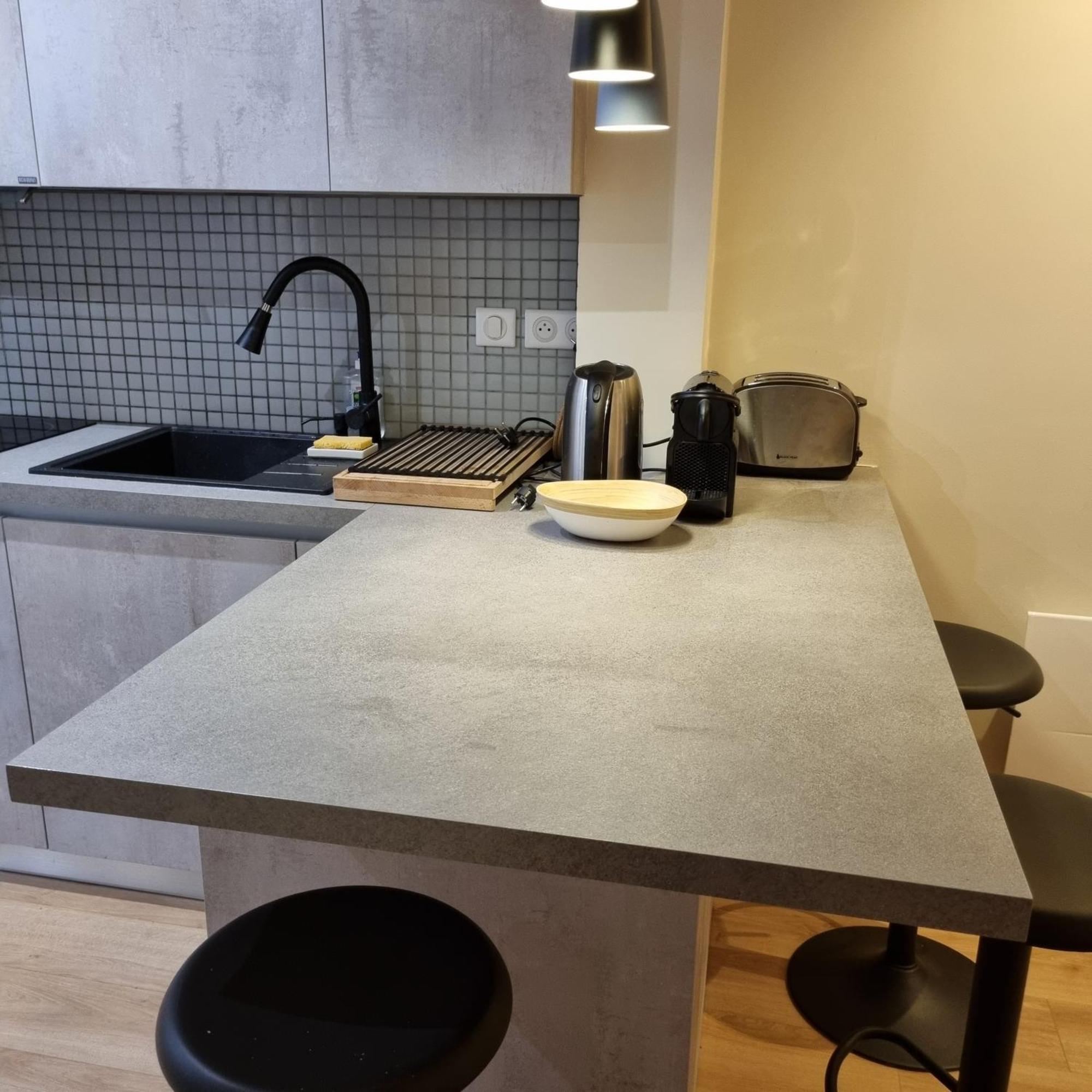15 Apartment *