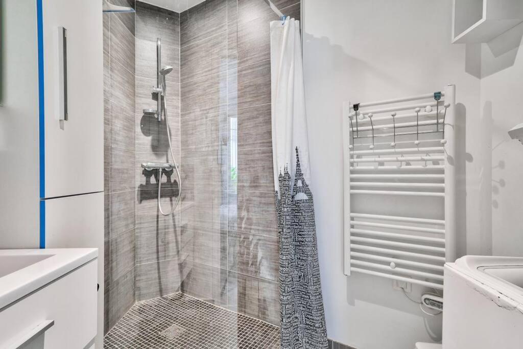 Apartment Flat 2min From Porte De Vanves Metro Station