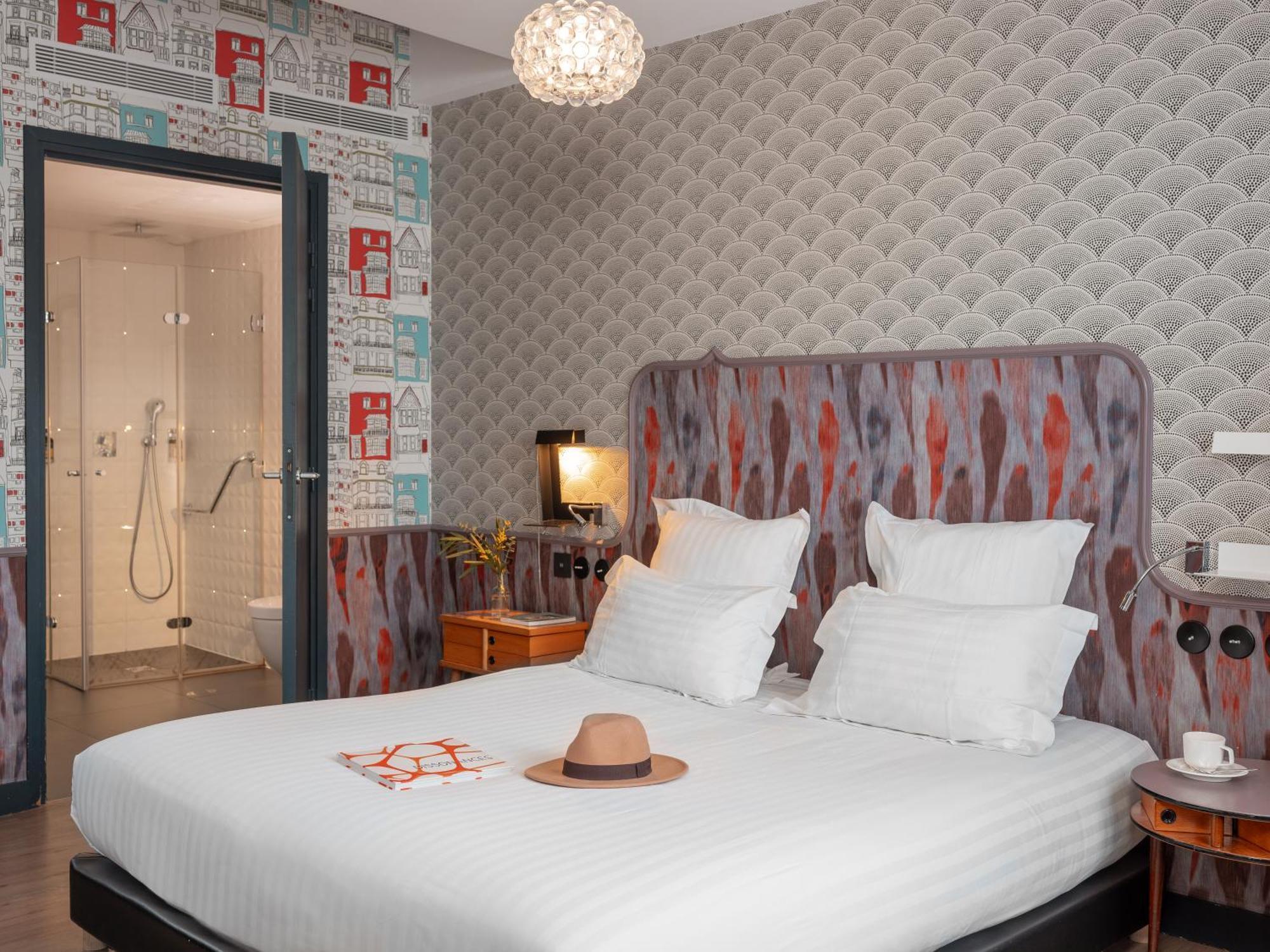 Hotel Crayon Rouge 4*