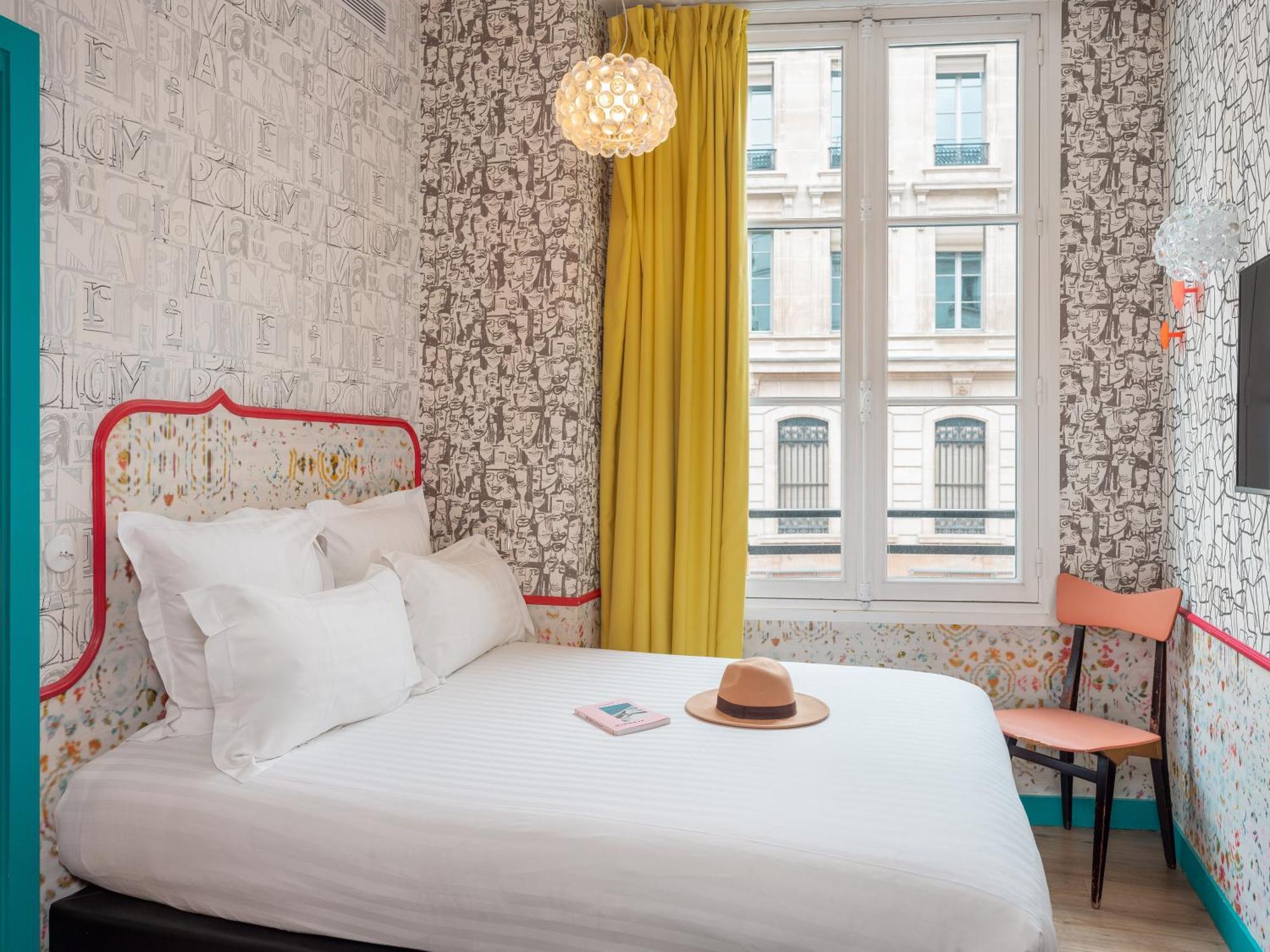 Hotel Crayon Rouge Paris