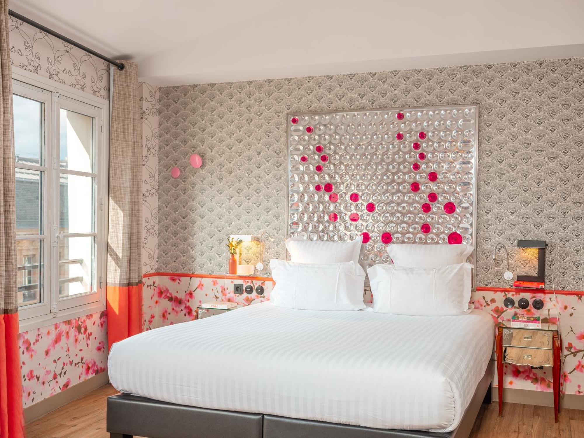 Crayon Rouge Hotel