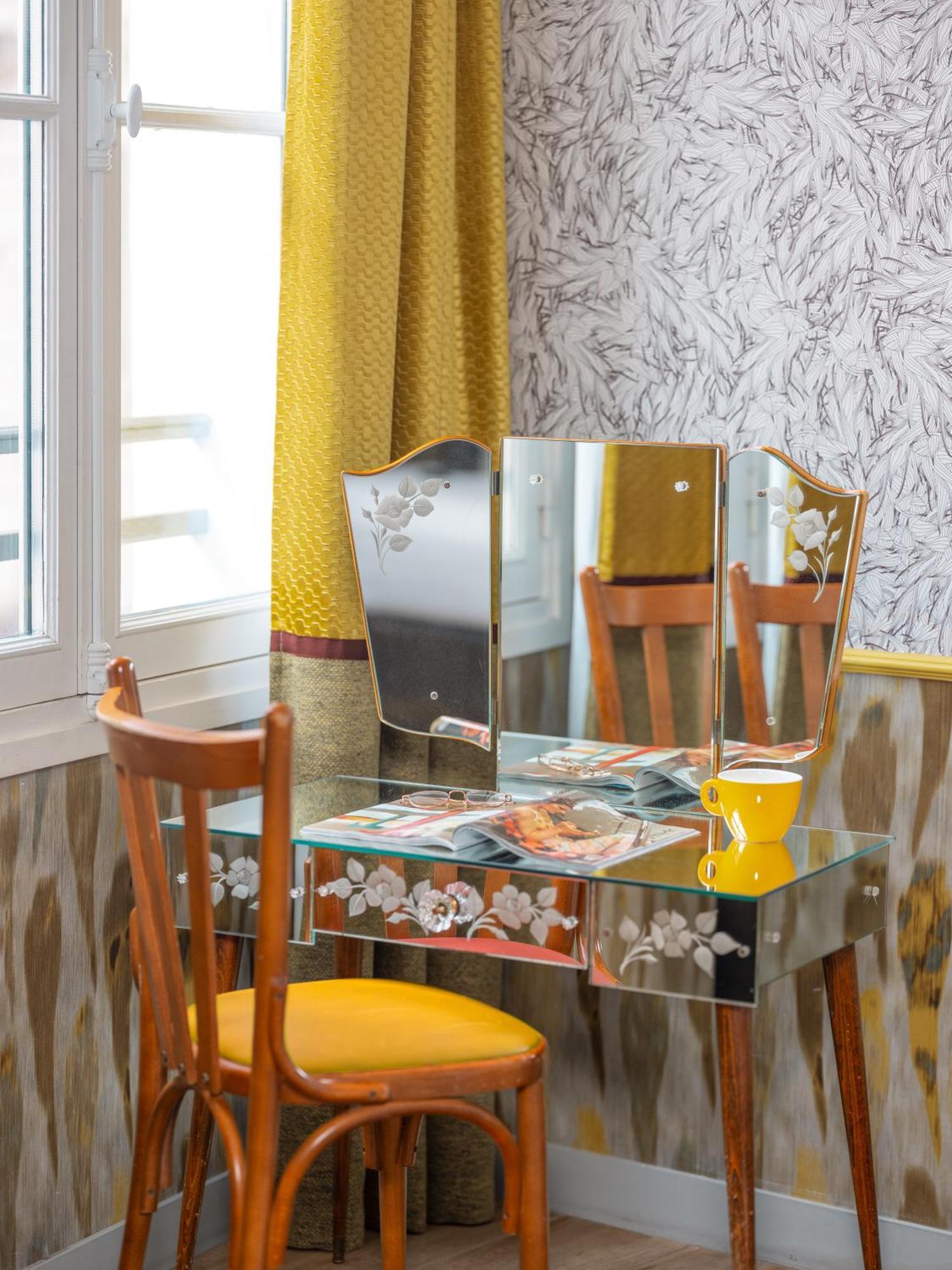 Crayon Rouge Hotel