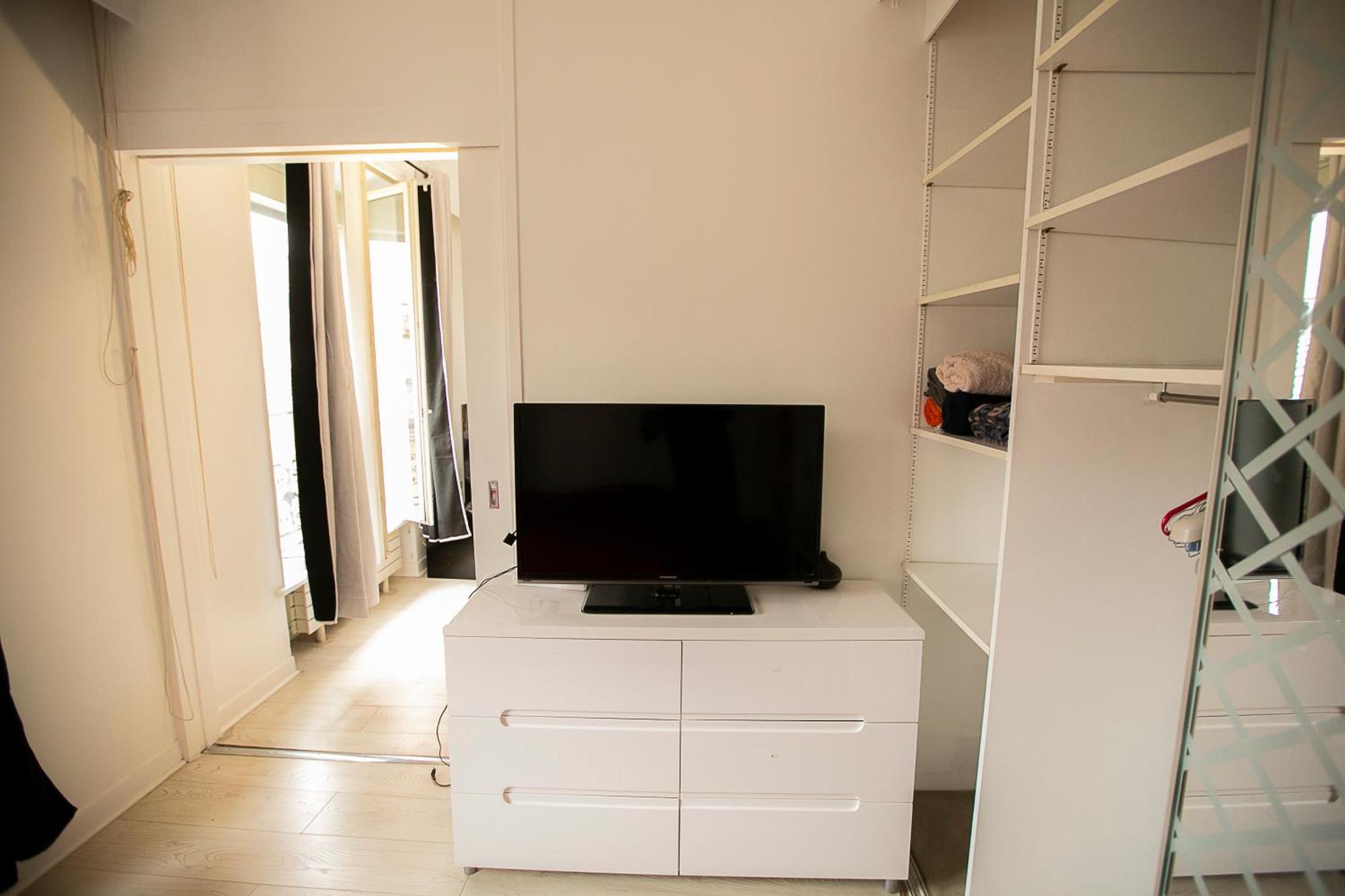 Appartement 2 Pieces Moderne Victor Hugo/trocadero