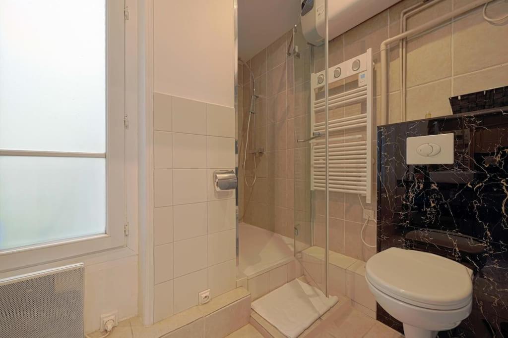 Modern Studio Near The Eiffel Tower Apartment Paris