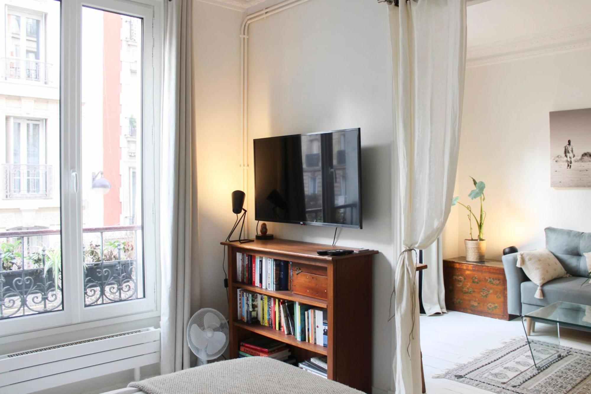 Beautiful Renovated In * Paris