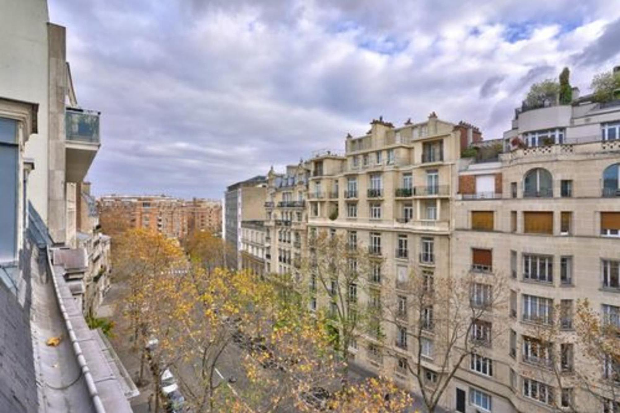 Apartment Charming Nest In