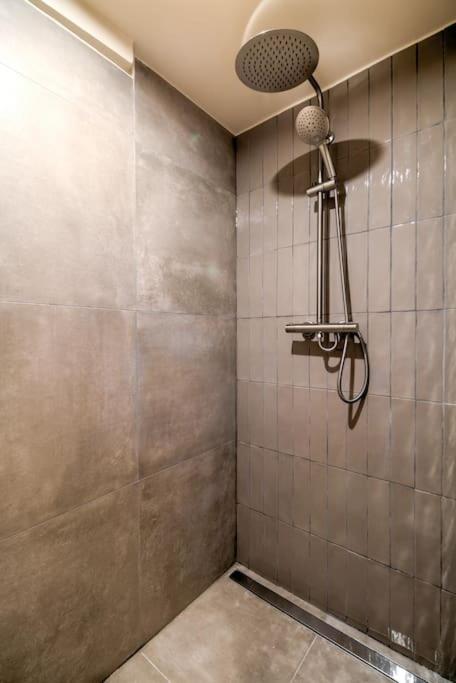 6pers # Pere Lachaise # Voltaire # 11 Apartment Paris