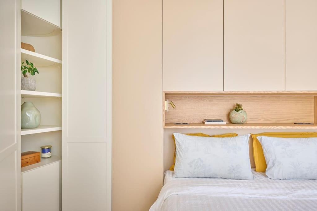 Apartment Elegant Flat In Paris, Near Saint Germain *