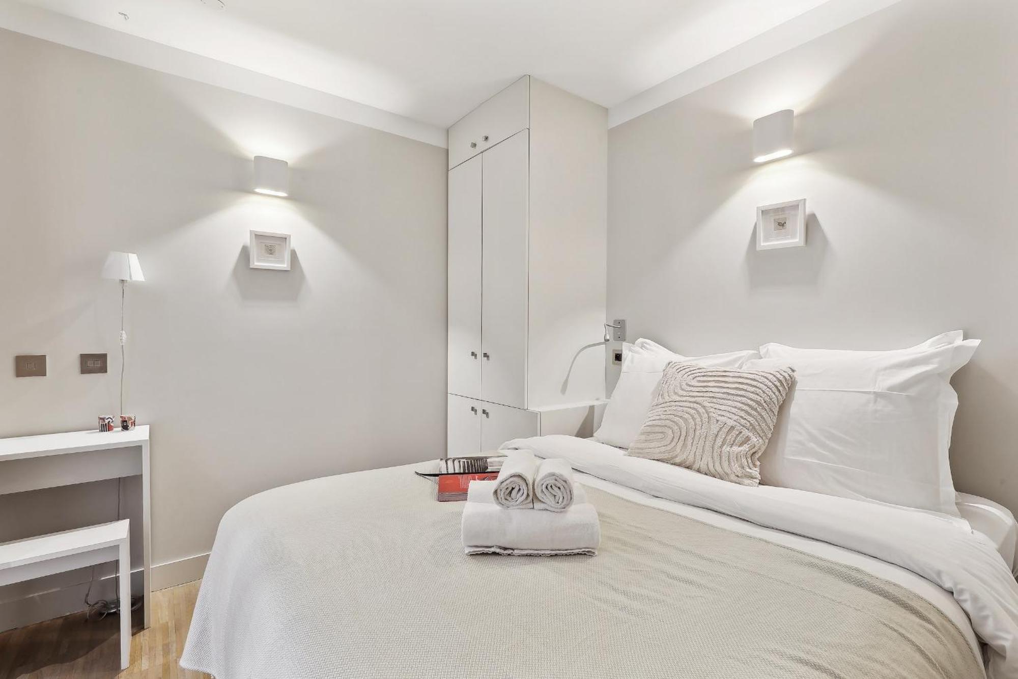 Apartment Le Marais & Place Des Vosges - Cityapartmentstay Paris