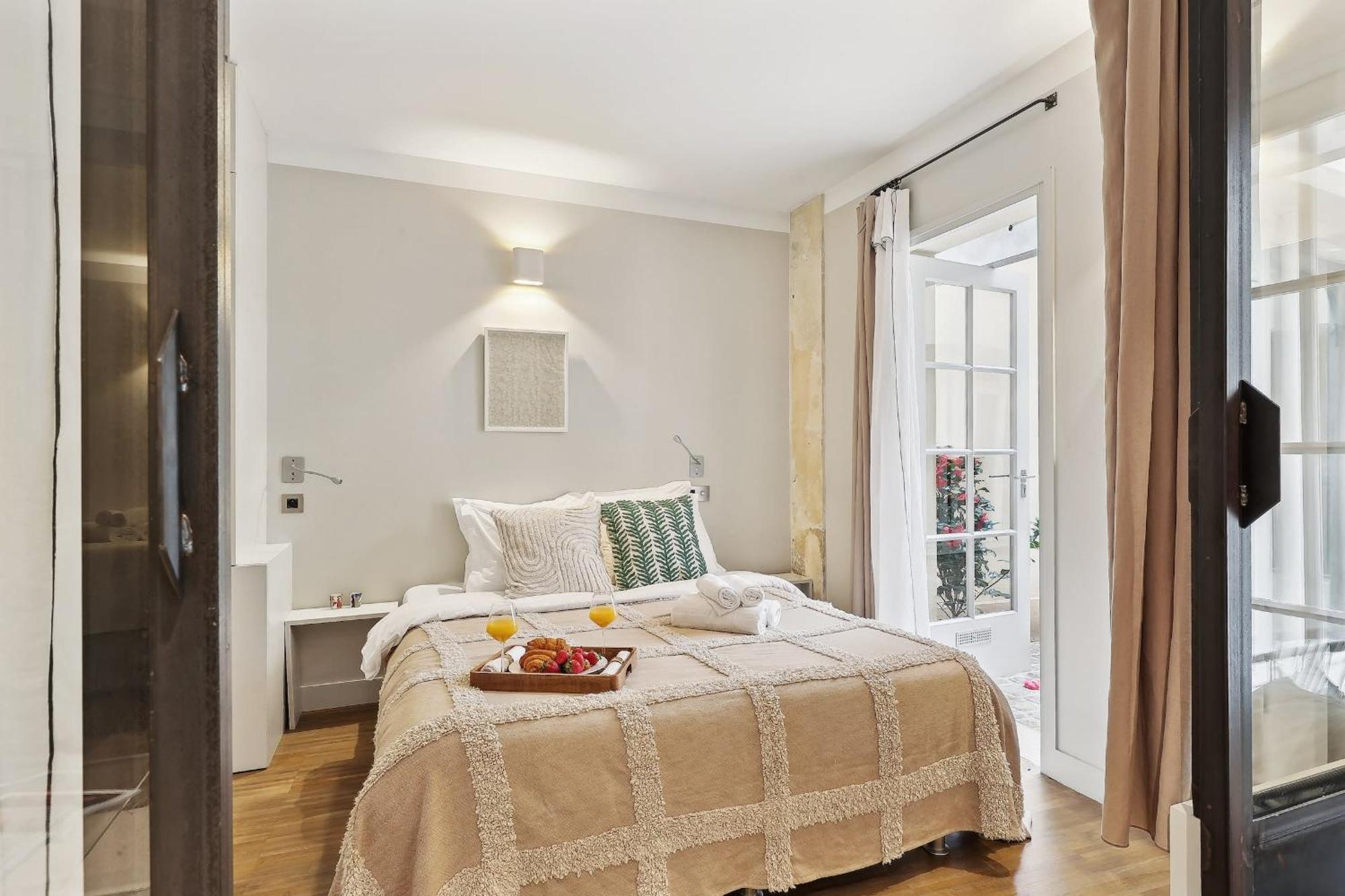 Apartment Le Marais & Place Des Vosges - Cityapartmentstay