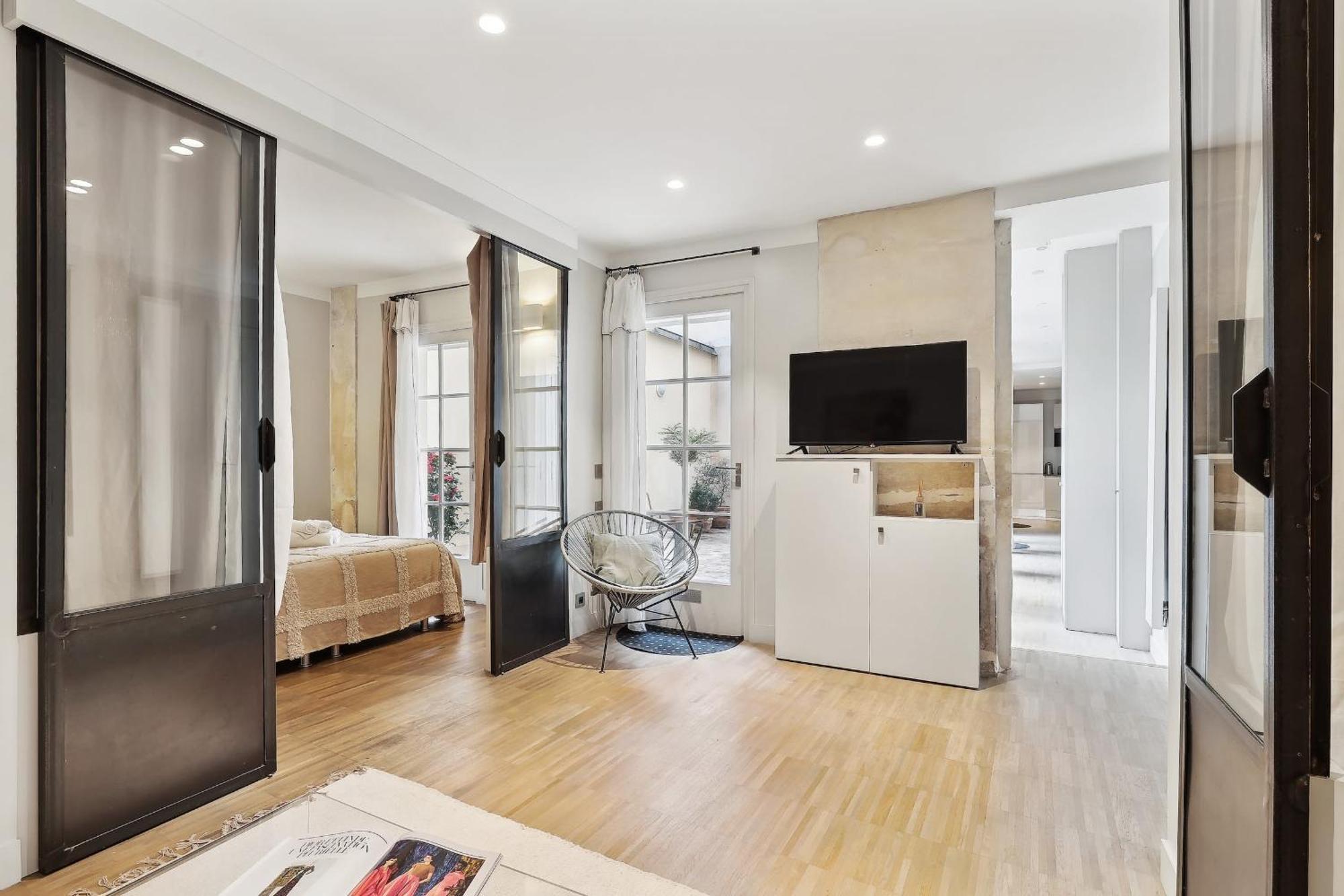 Le Marais & Place Des Vosges - Cityapartmentstay * Paris