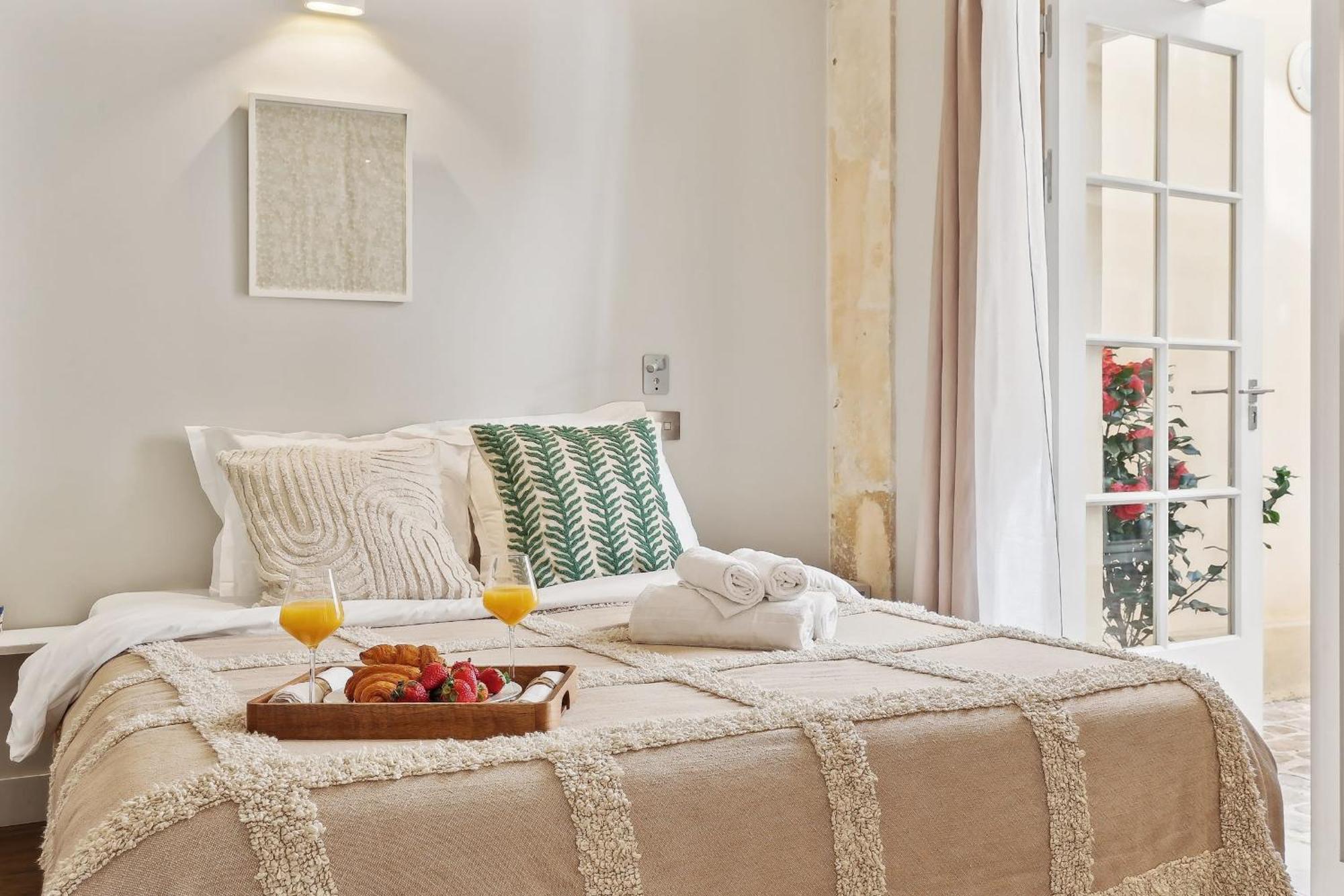 Le Marais & Place Des Vosges - Cityapartmentstay * Paris