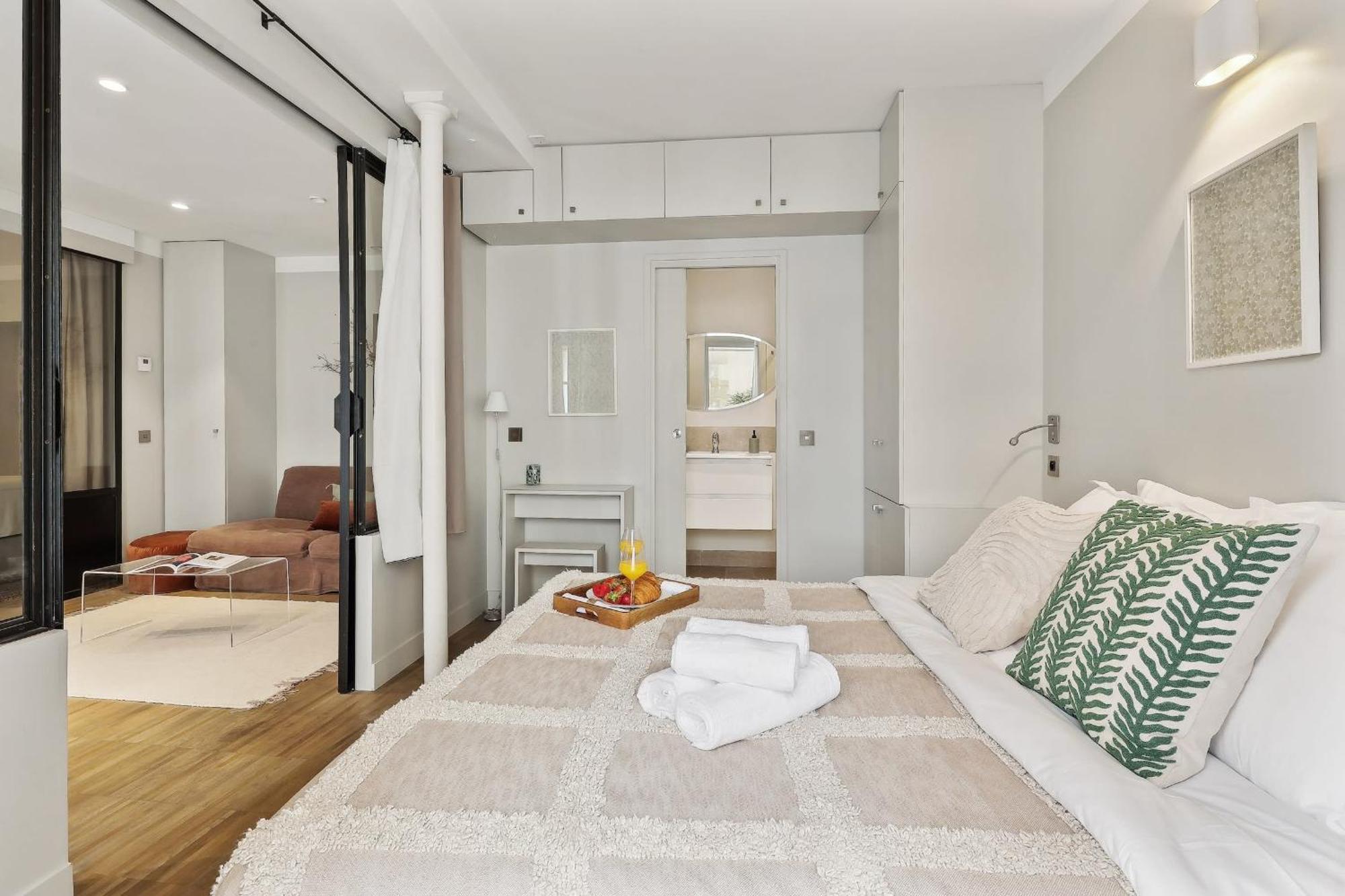 Le Marais & Place Des Vosges - Cityapartmentstay