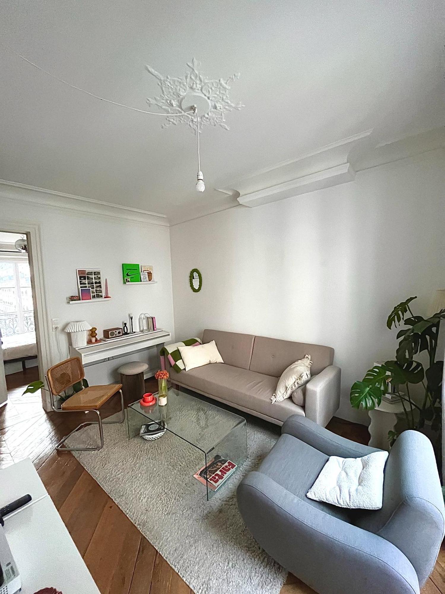 Haussmannien Au Coeur Du 11e Apartment