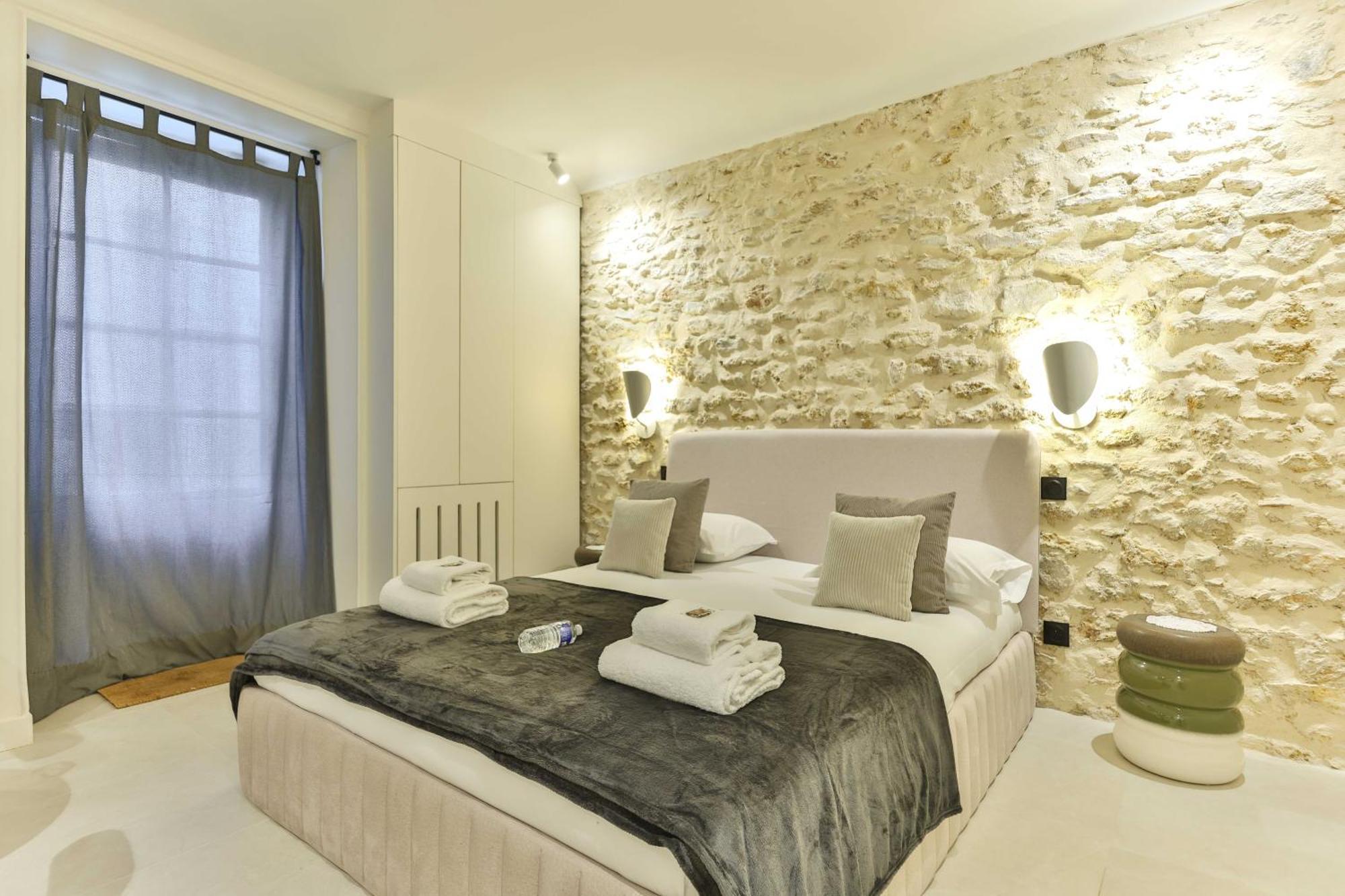 Beautiful Studio 2p Eiffel Tower Rue Du Commerce Apartment Paris