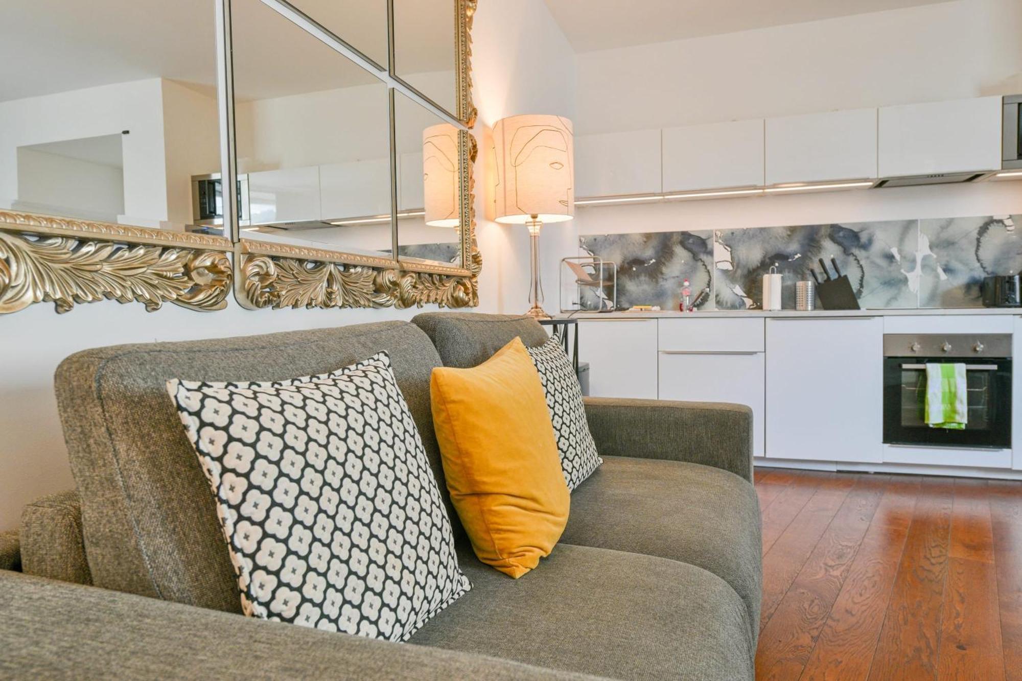 Huge And Bright 4bd For 10 Guests Sacre-coeur Appartement *
