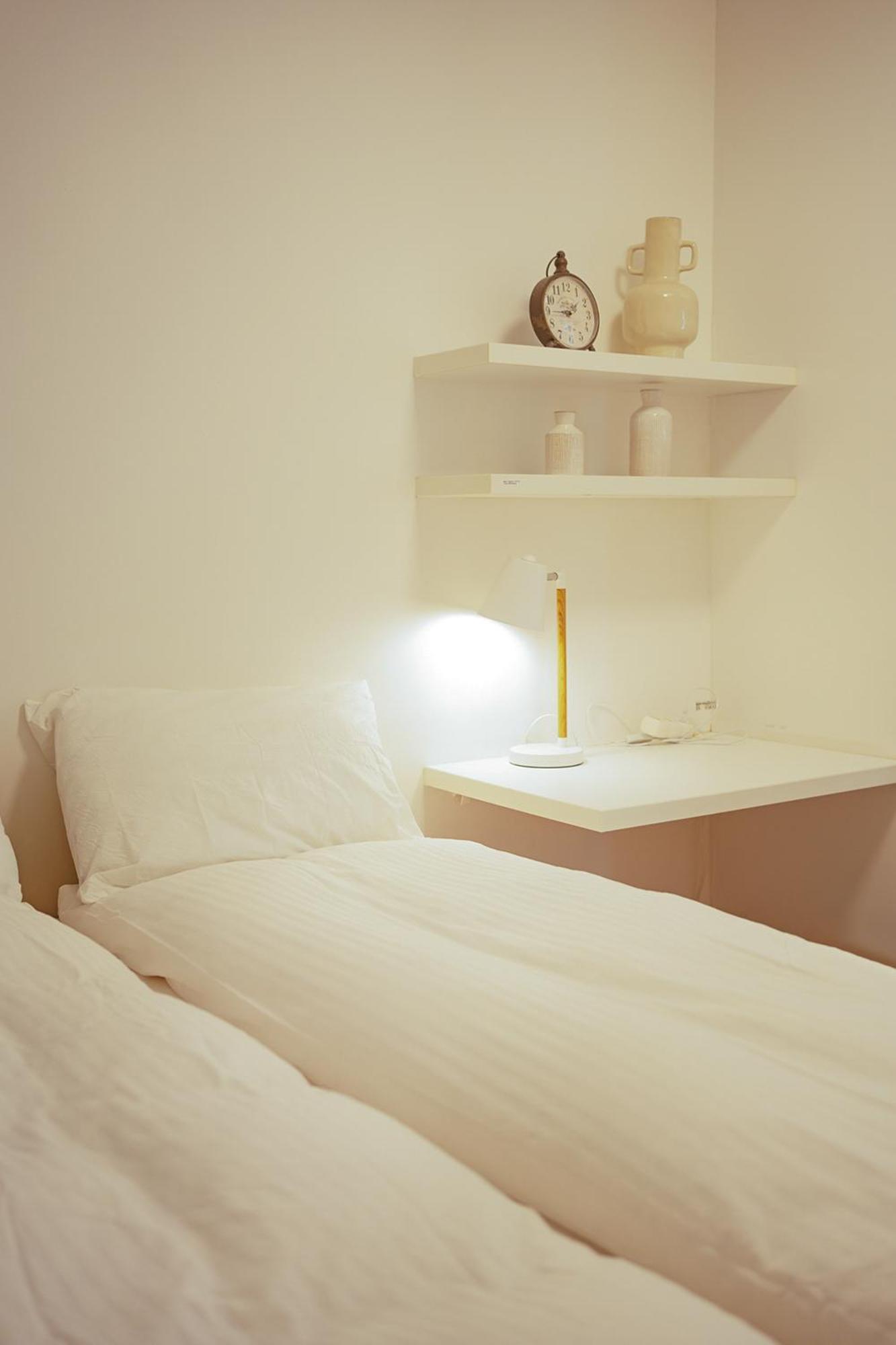 Appartement Paris15em Charles Michels *