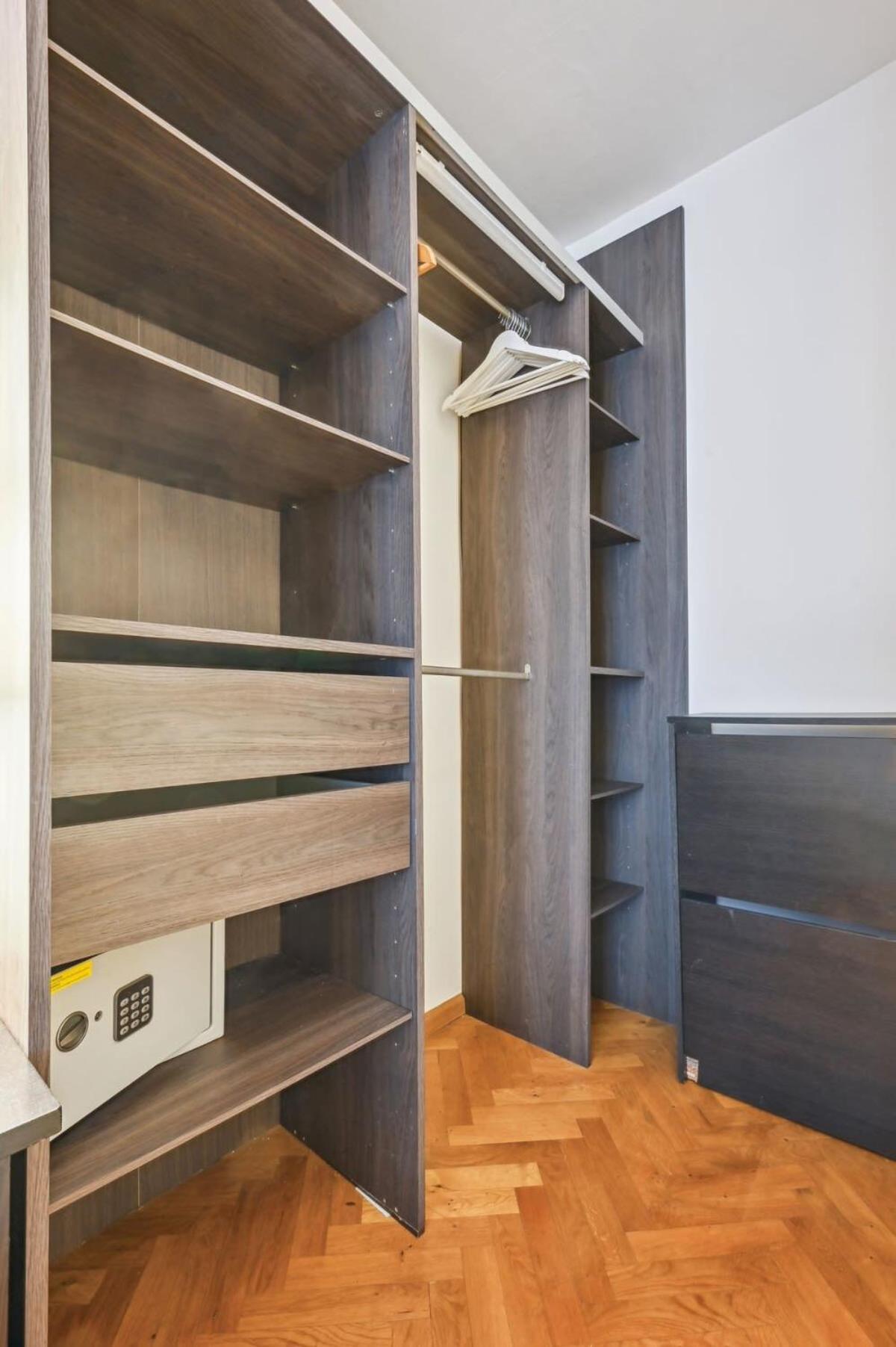 1br Des Invalides Cozy