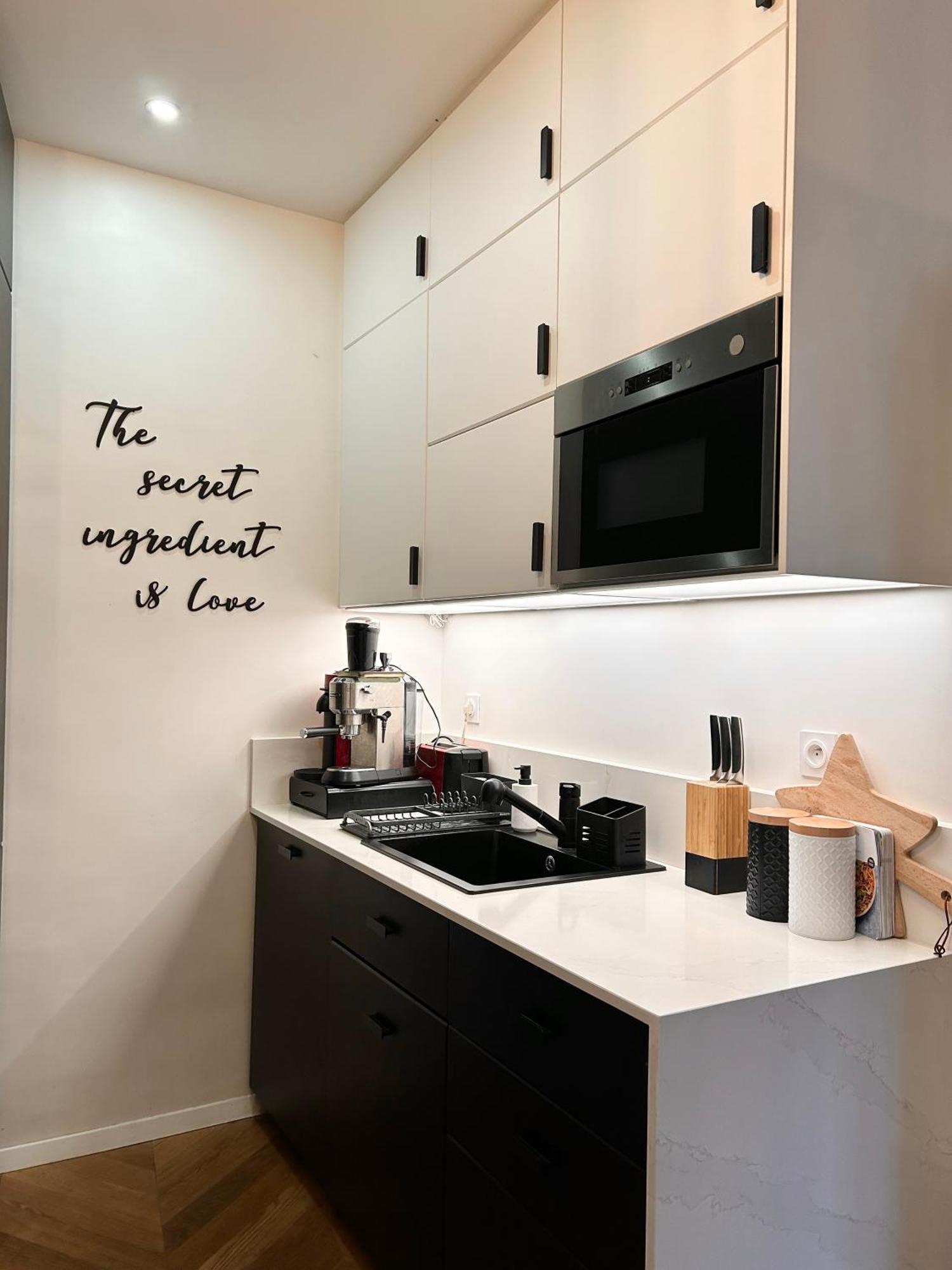 16 Lux And Cozy 2 Bedroom Paris