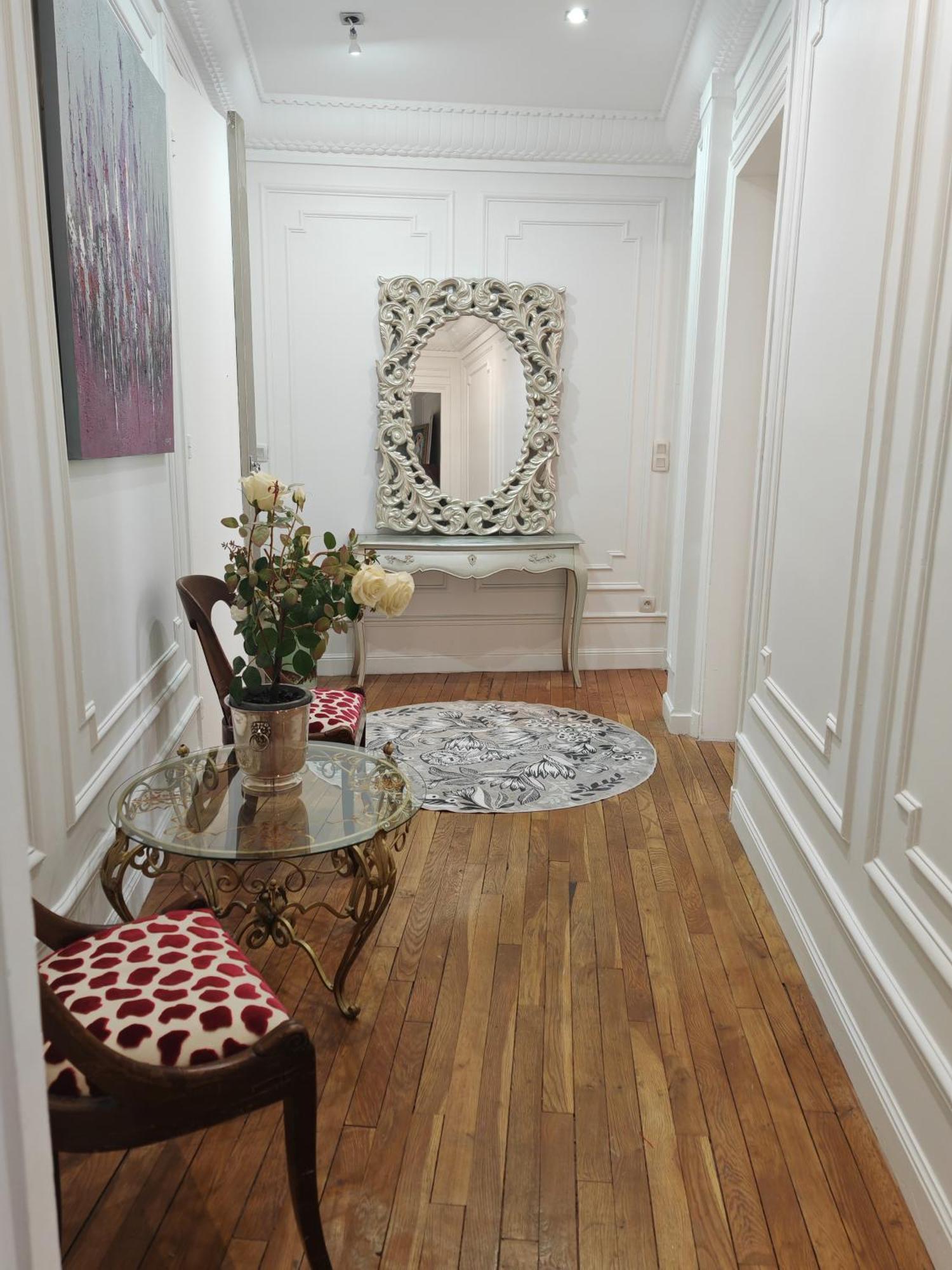 Apartment Grand 16eme *