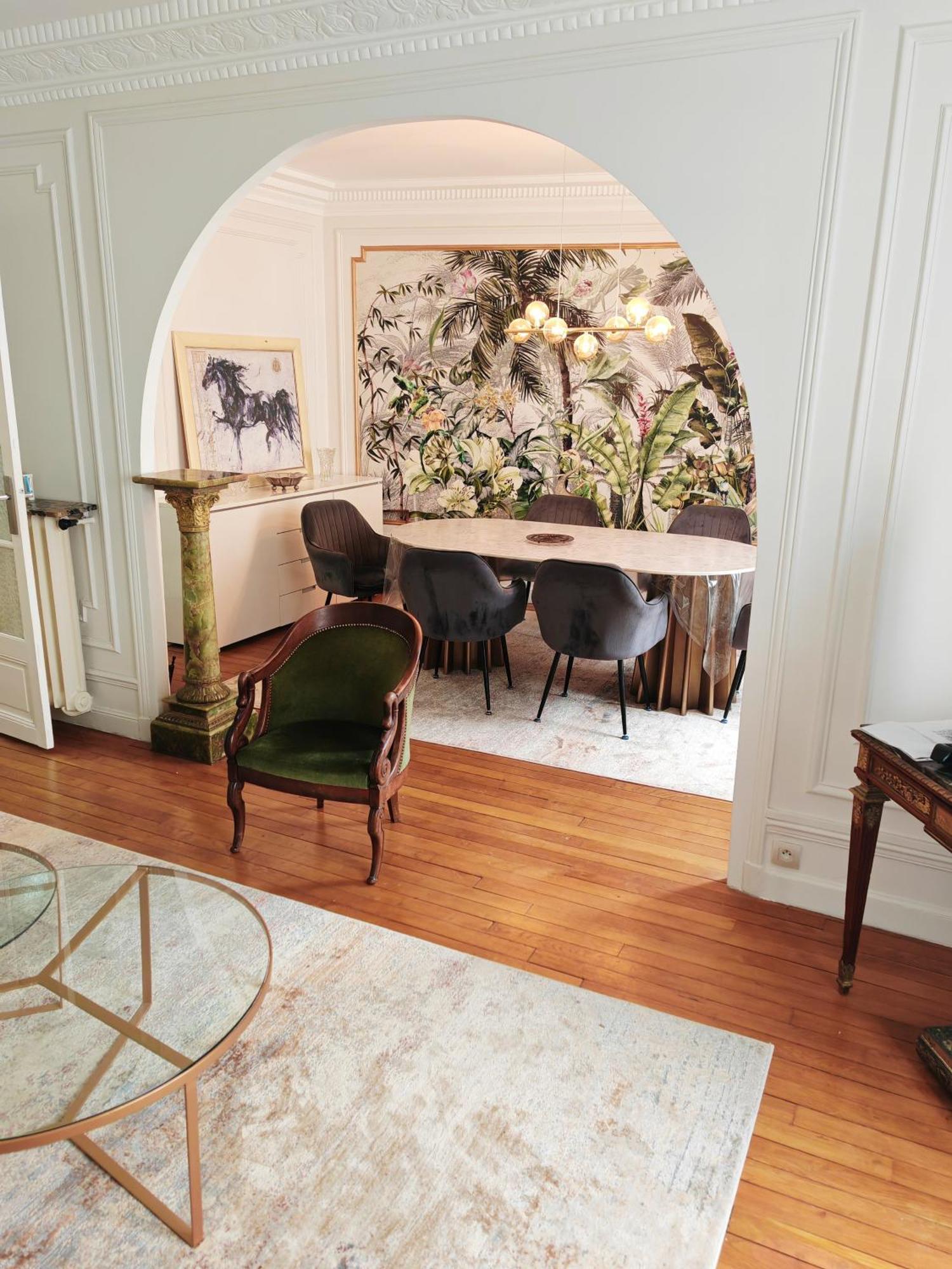 Grand 16eme Apartment