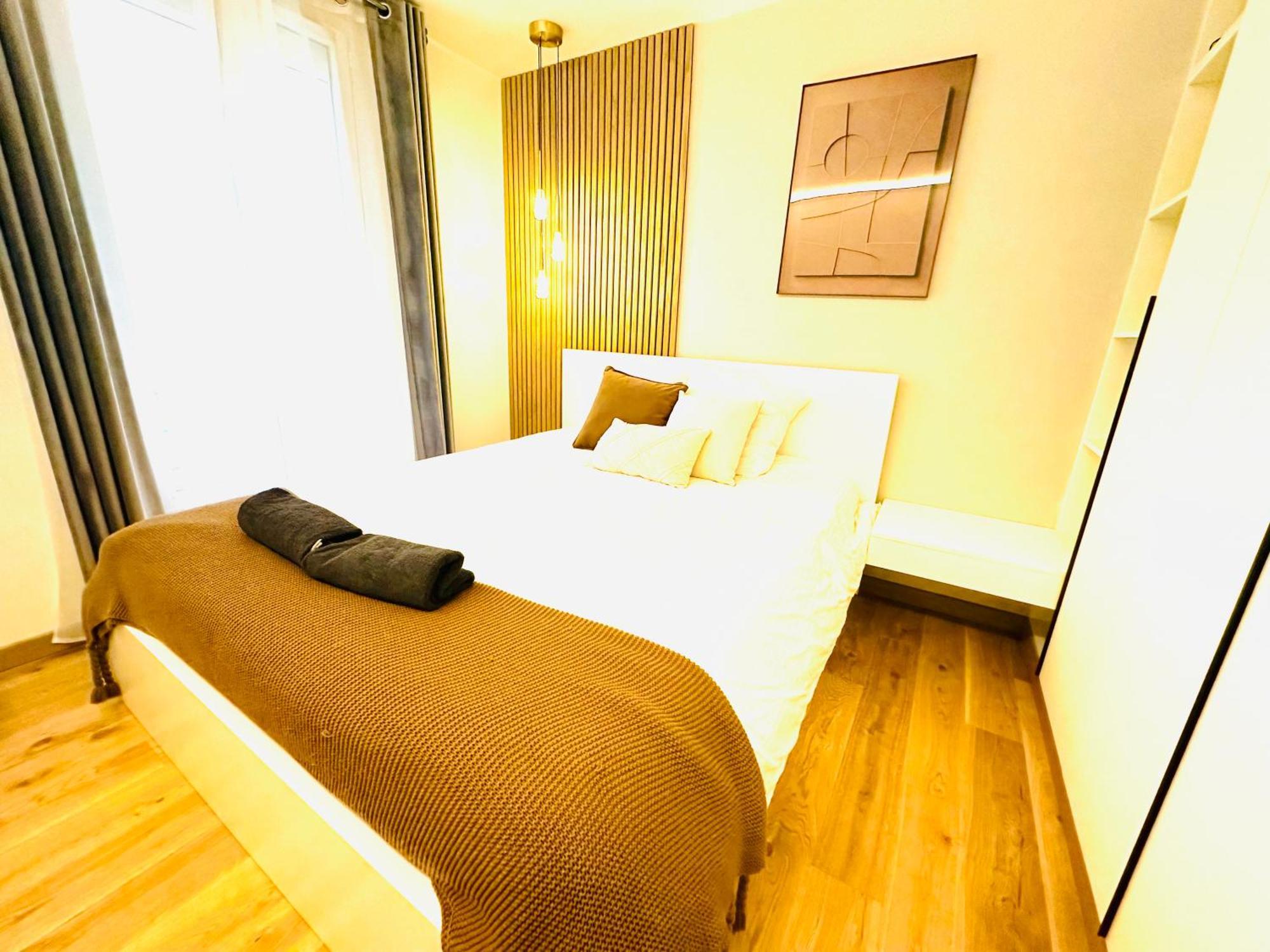 Apartment Spacieuses Flats 2 Bedroom Bastille Centre *