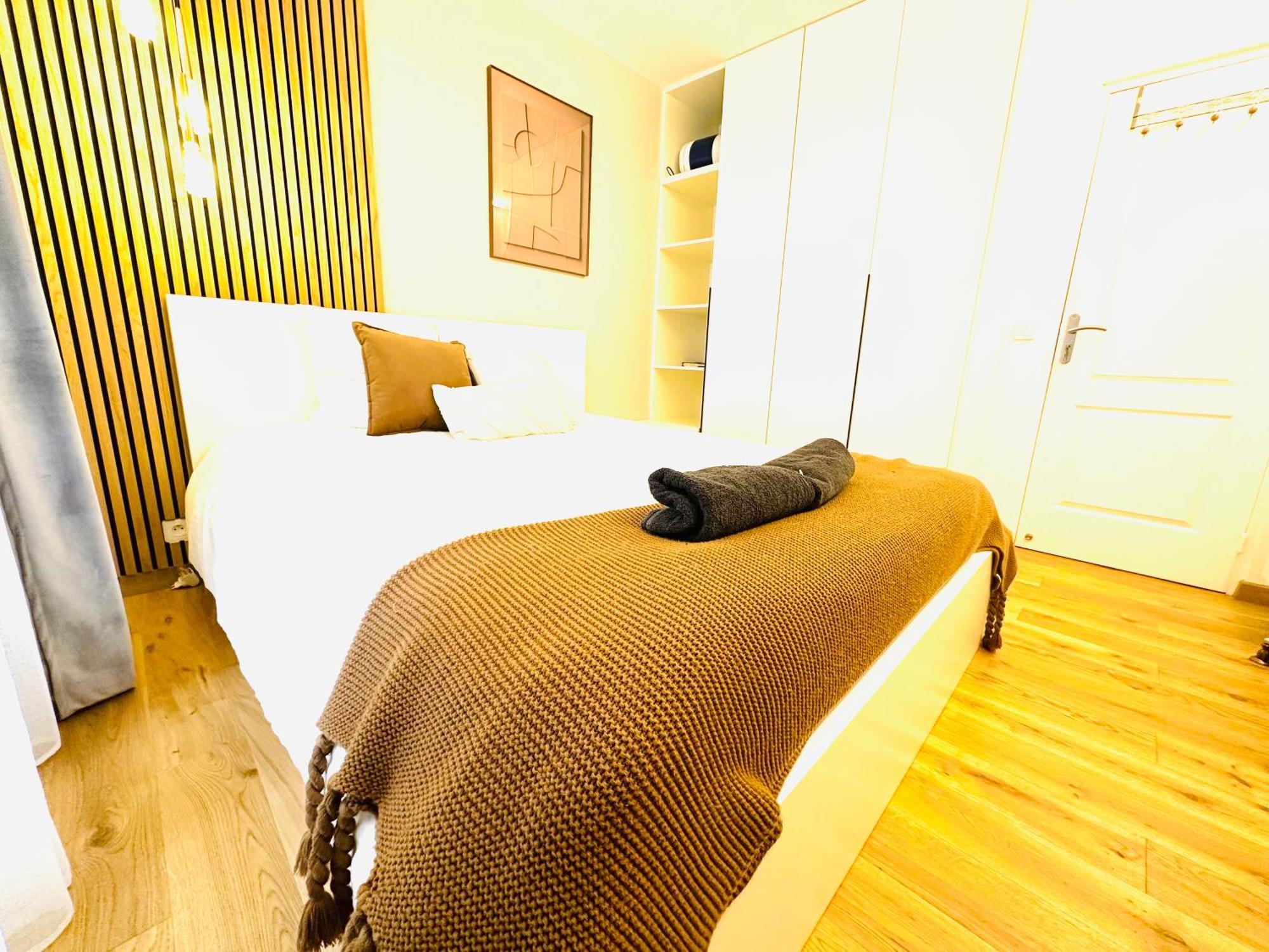 Spacieuses Flats 2 Bedroom Bastille Centre *